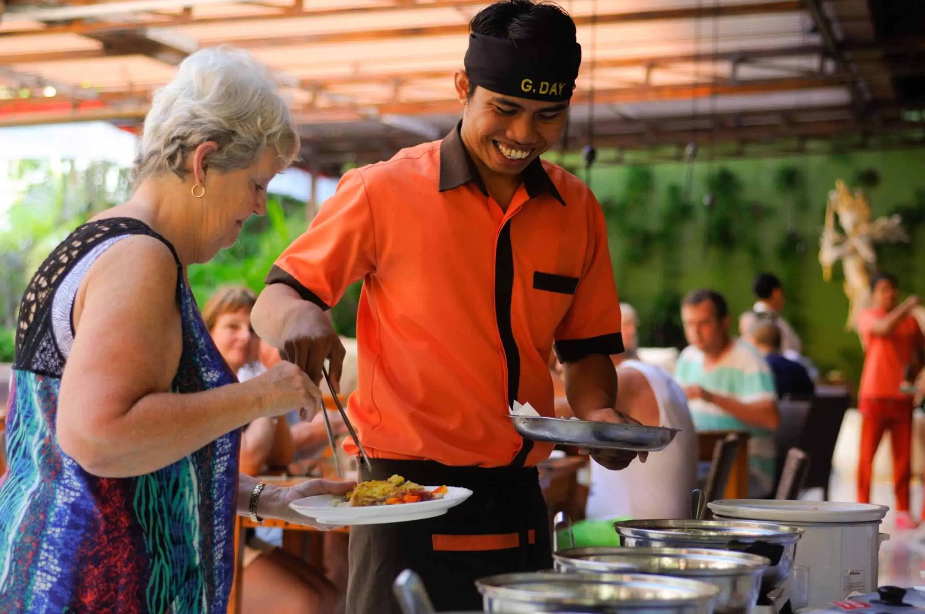 Restaurant/places to eat in Febri's Hotel & Spa Restaurant/places to eat in Febri's Hotel & Spa