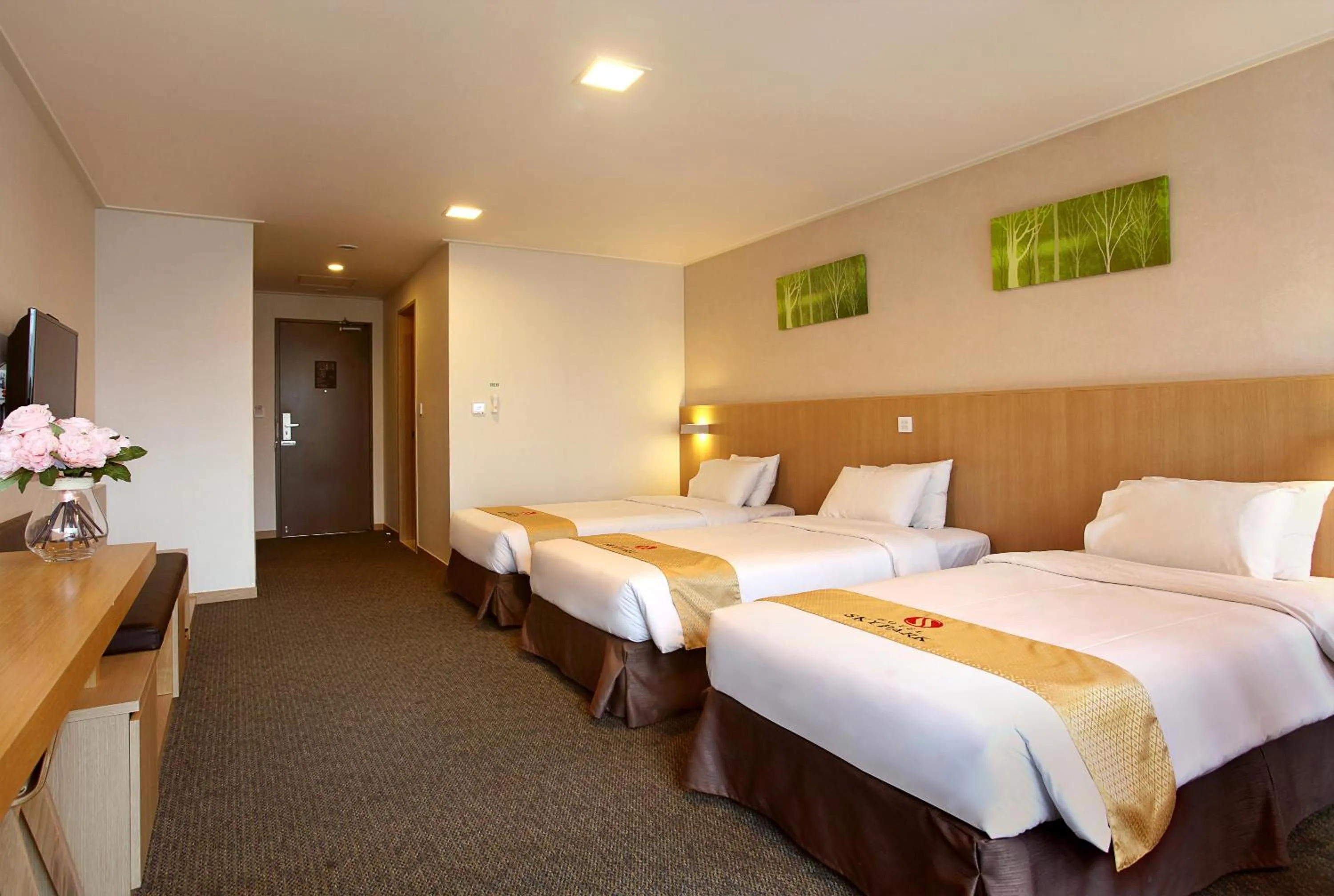 Bedroom, Bed in Hotel Skypark Jeju 1 Newly renovated