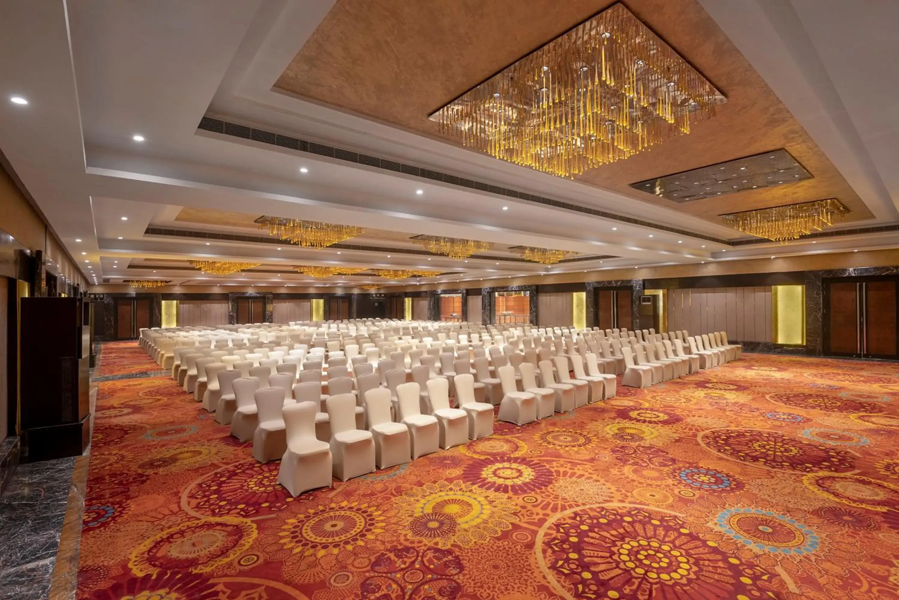 Business facilities, Banquet Facilities in Radisson Blu Kaushambi Delhi NCR