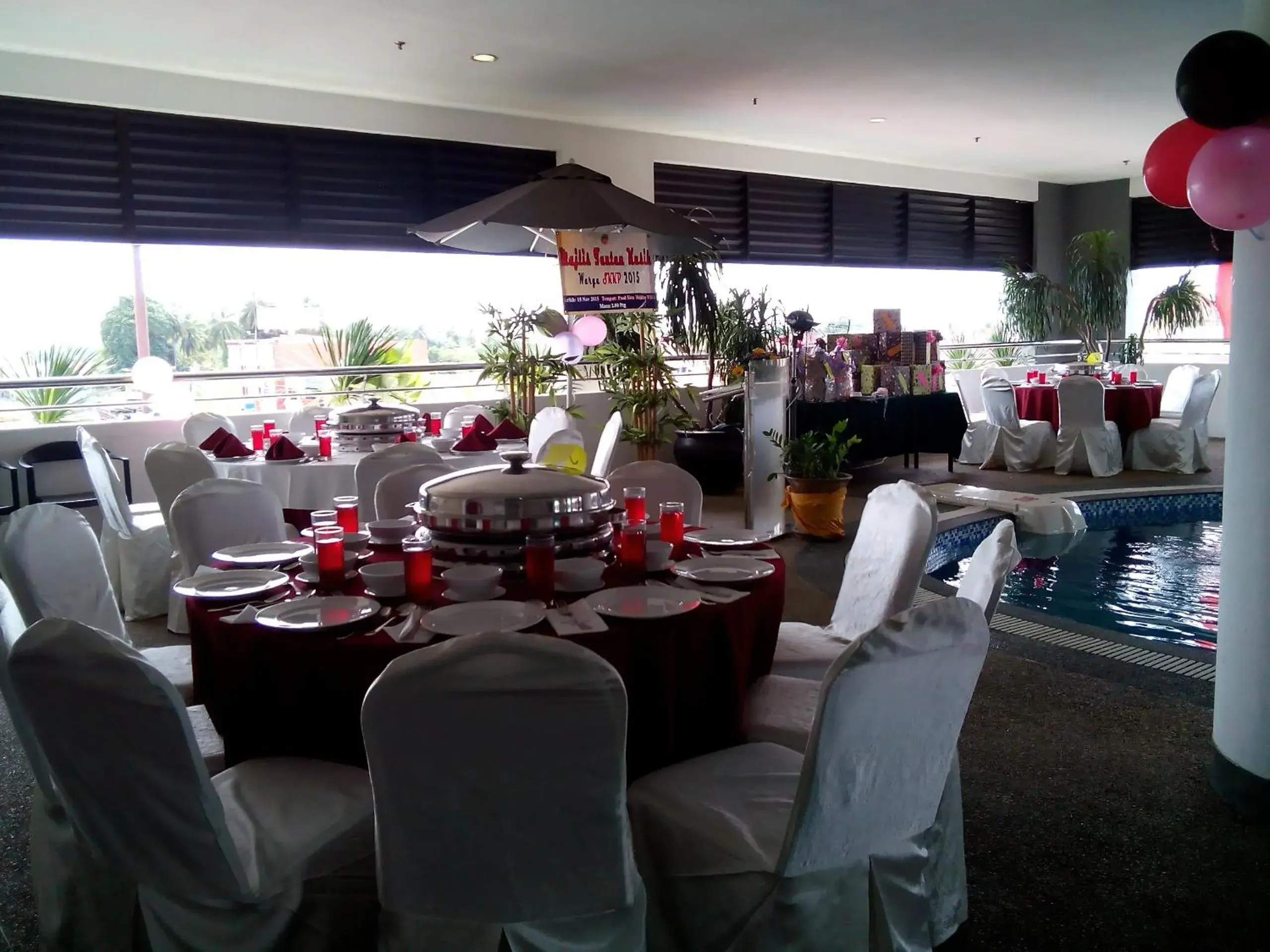 Swimming pool, Banquet Facilities in Holiday Villa Hotel & Suites Kota Bharu