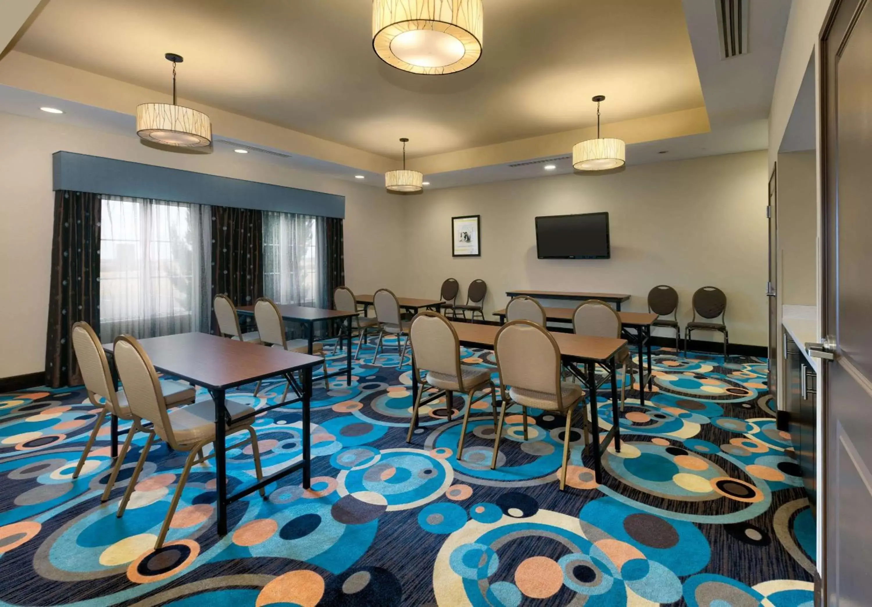 Meeting/conference room in La Quinta by Wyndham Clinton Historic Route 66