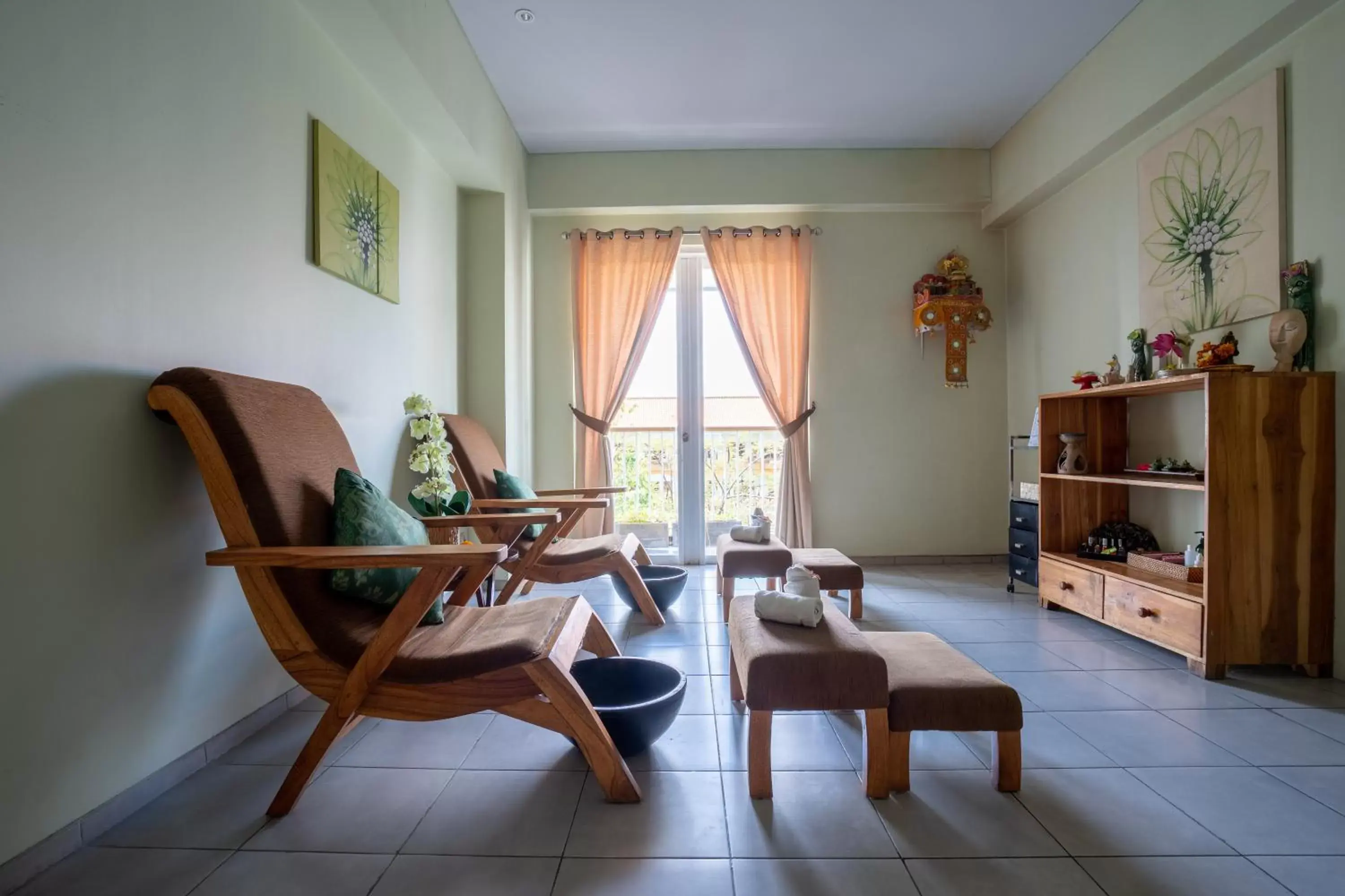 Spa and wellness centre/facilities, Seating Area in EDEN Hotel Kuta Bali