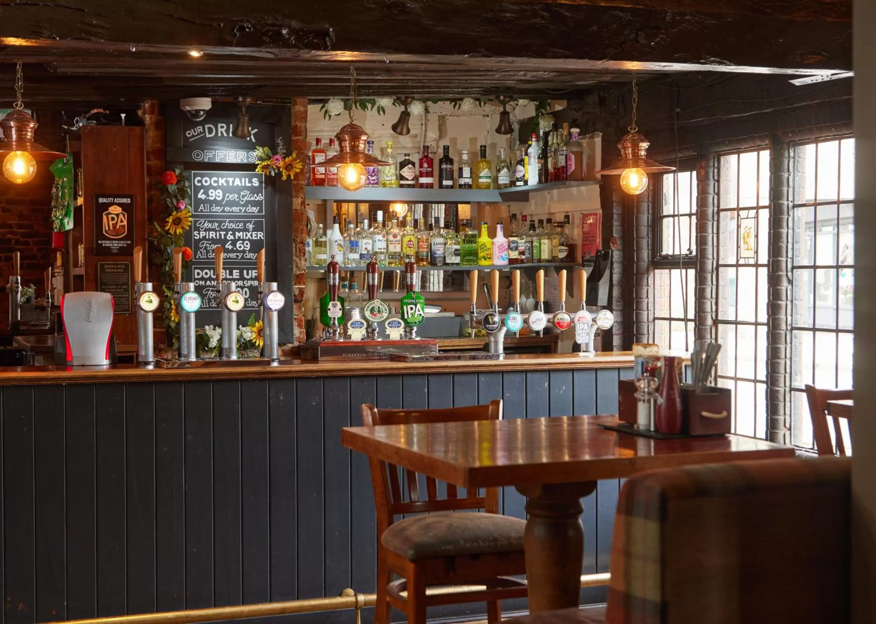 Lounge or bar in Bull Hotel by Greene King Inns