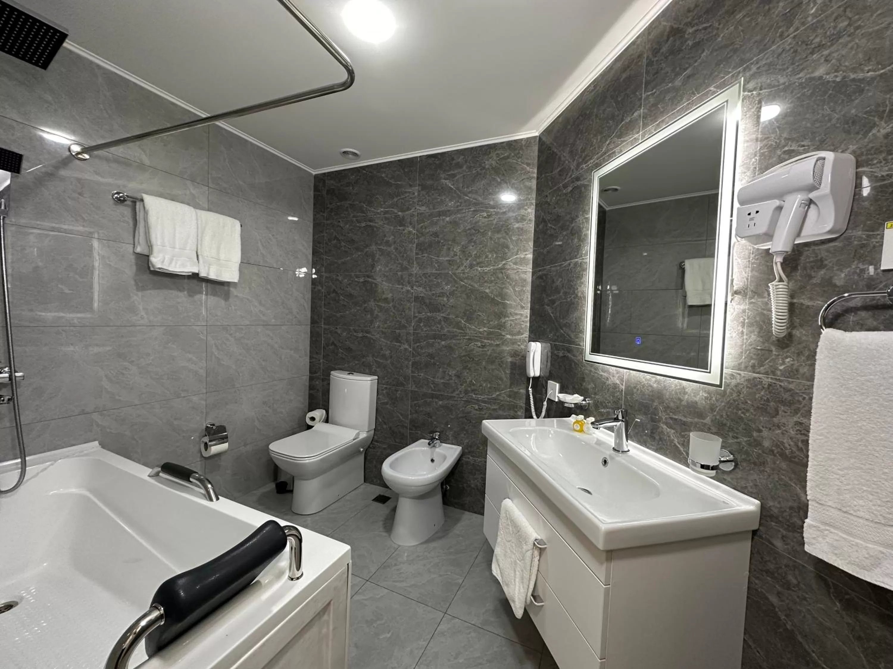 Shower in Garnet Hotel Tashkent