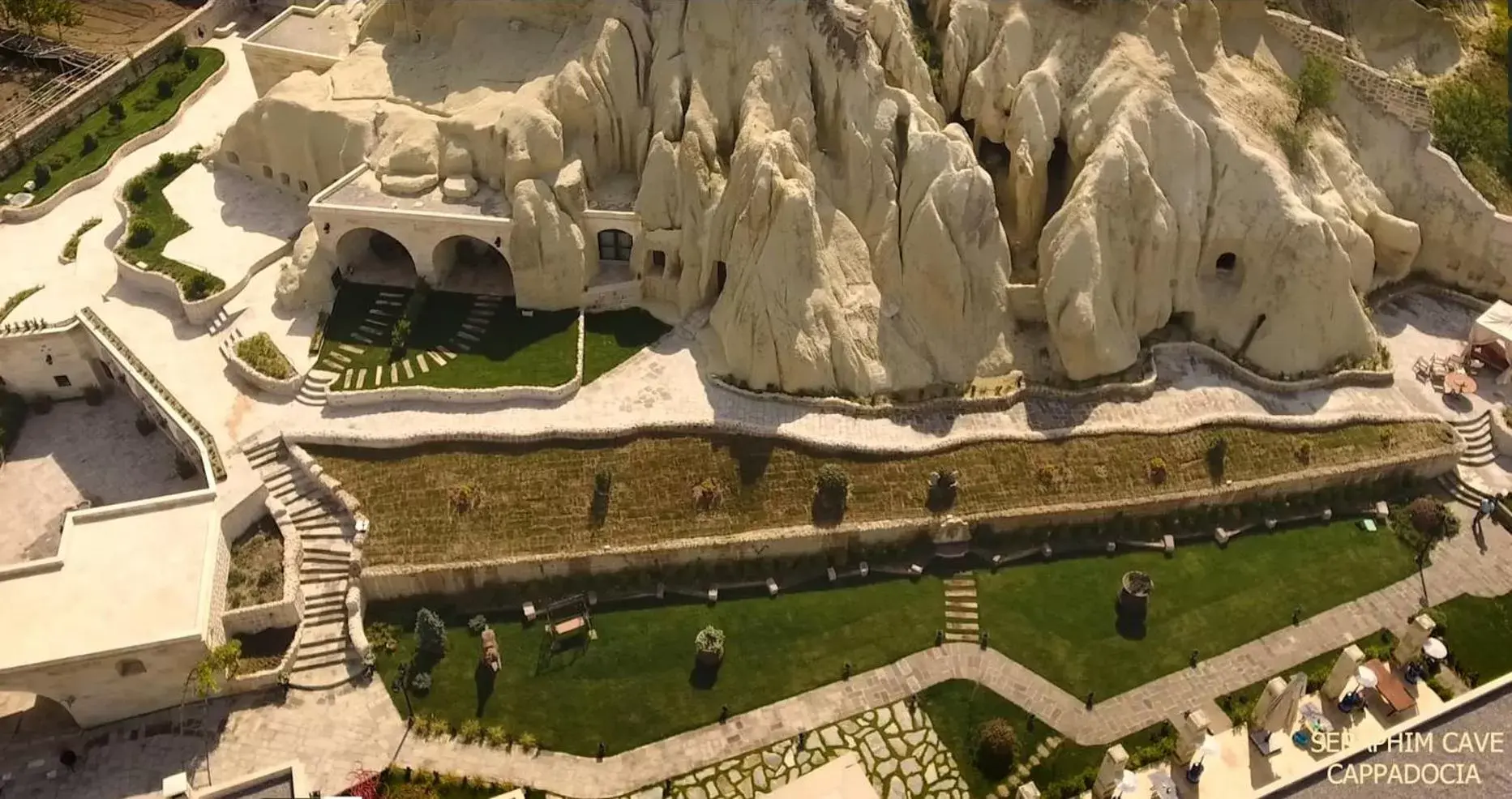 Property building in Seraphim Cave Suites & SPA Property building in Seraphim Cave Suites & SPA