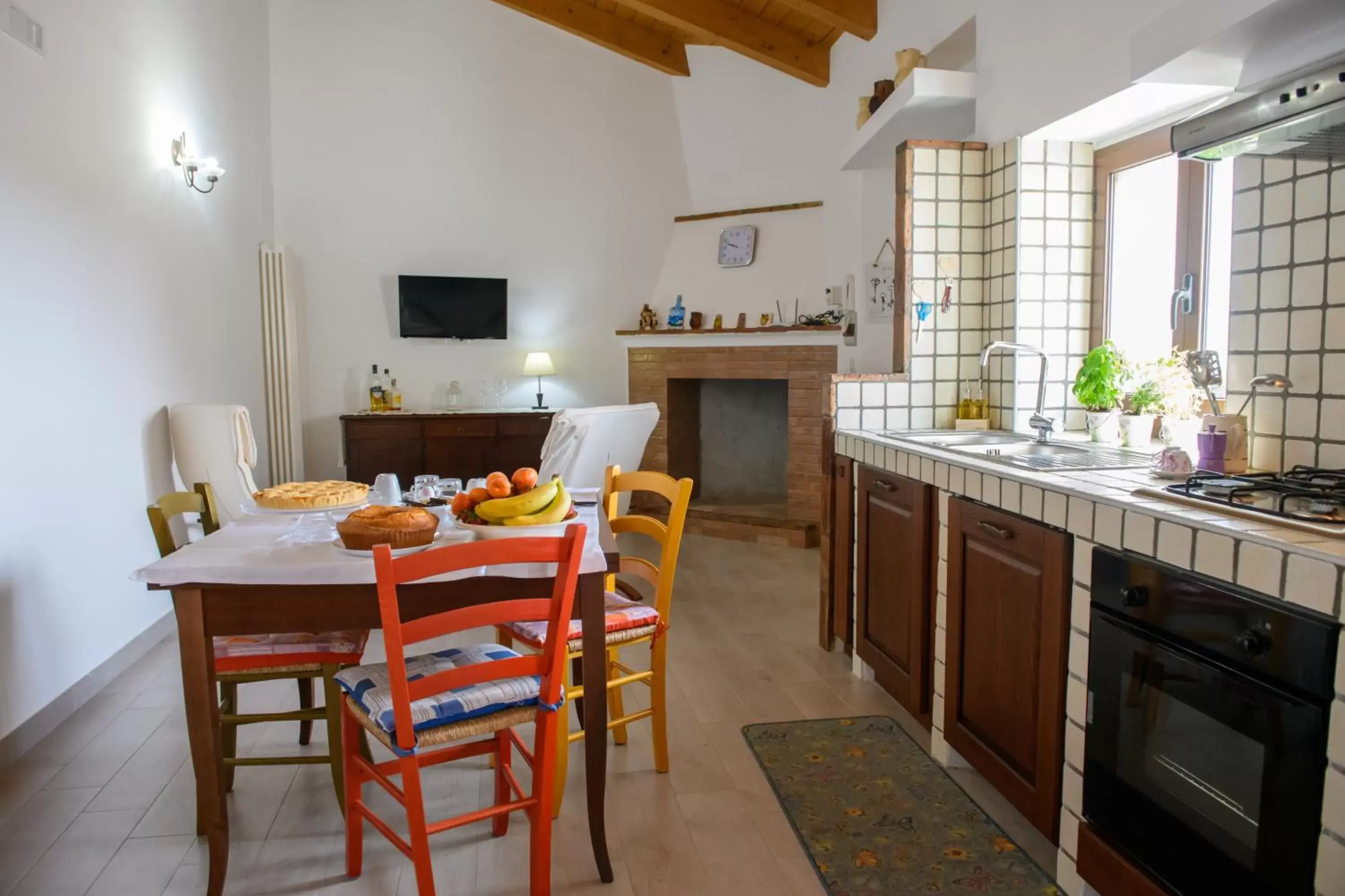 TV and multimedia, Kitchen/Kitchenette in Terrazzo sullo Ionio