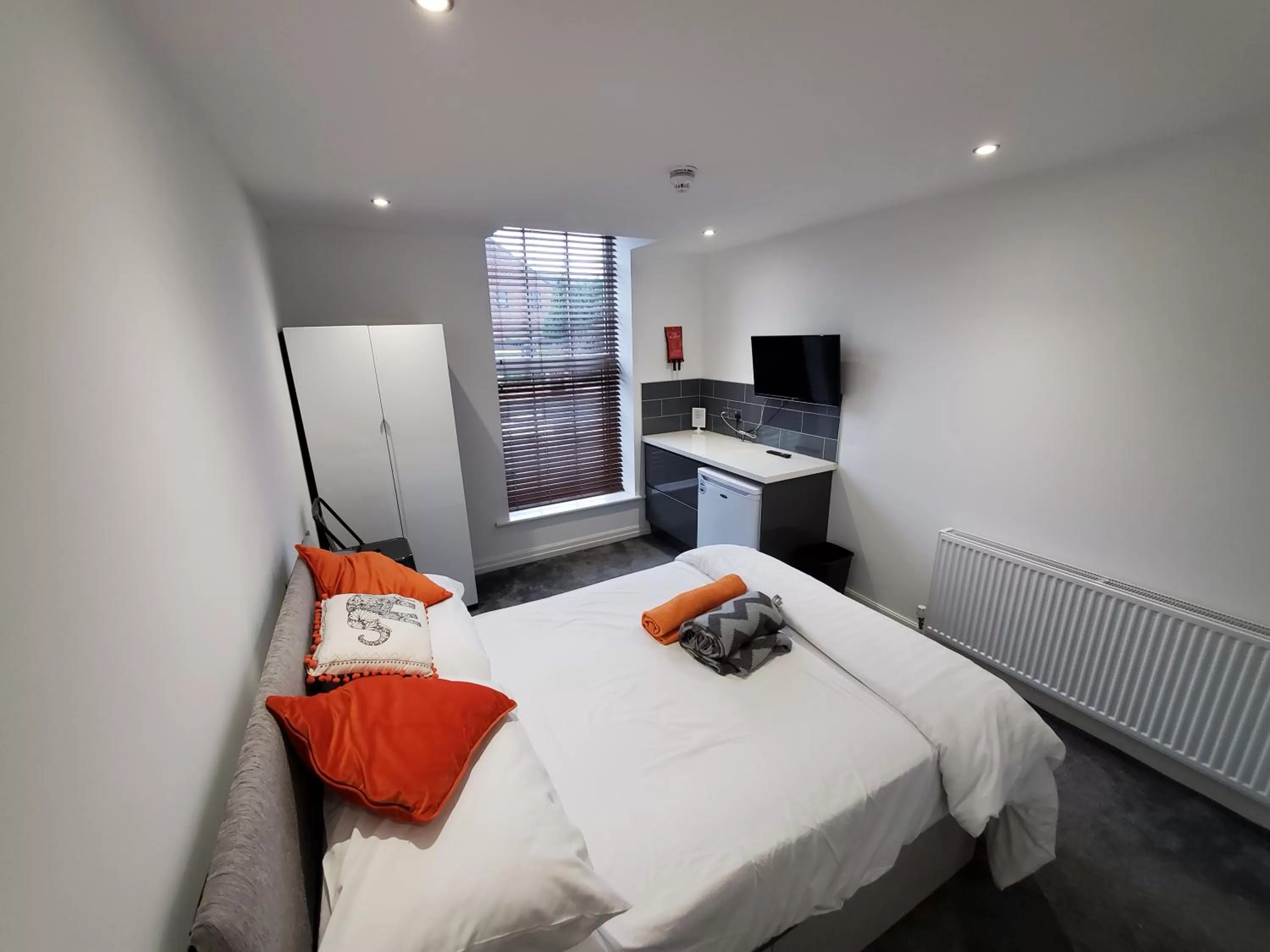 Photo of the whole room, Bed in The Ashcroft Studios & Apartments with Free Parking
