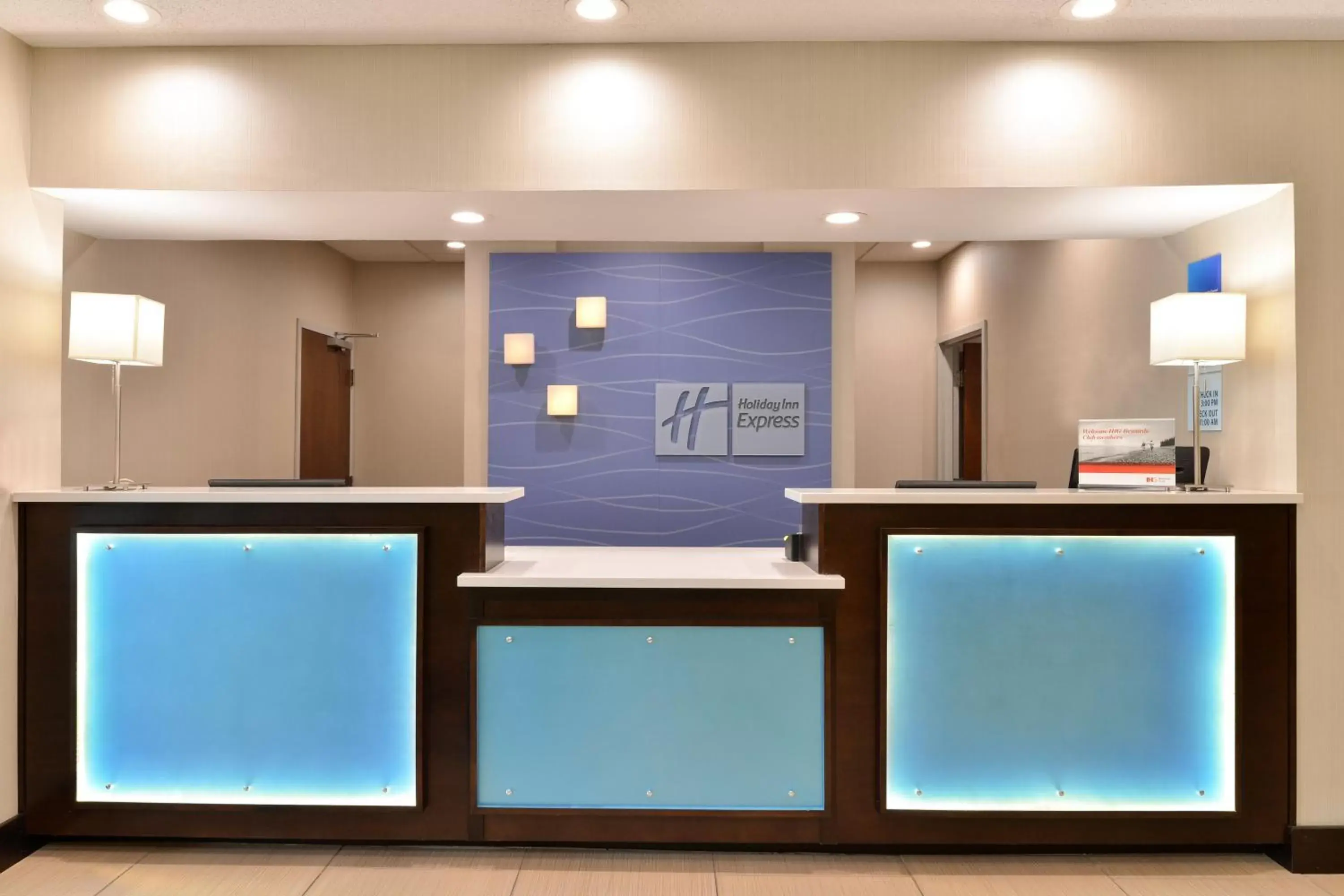 Property building in Holiday Inn Express Hotel & Suites Cincinnati-Blue Ash, an IHG Hotel