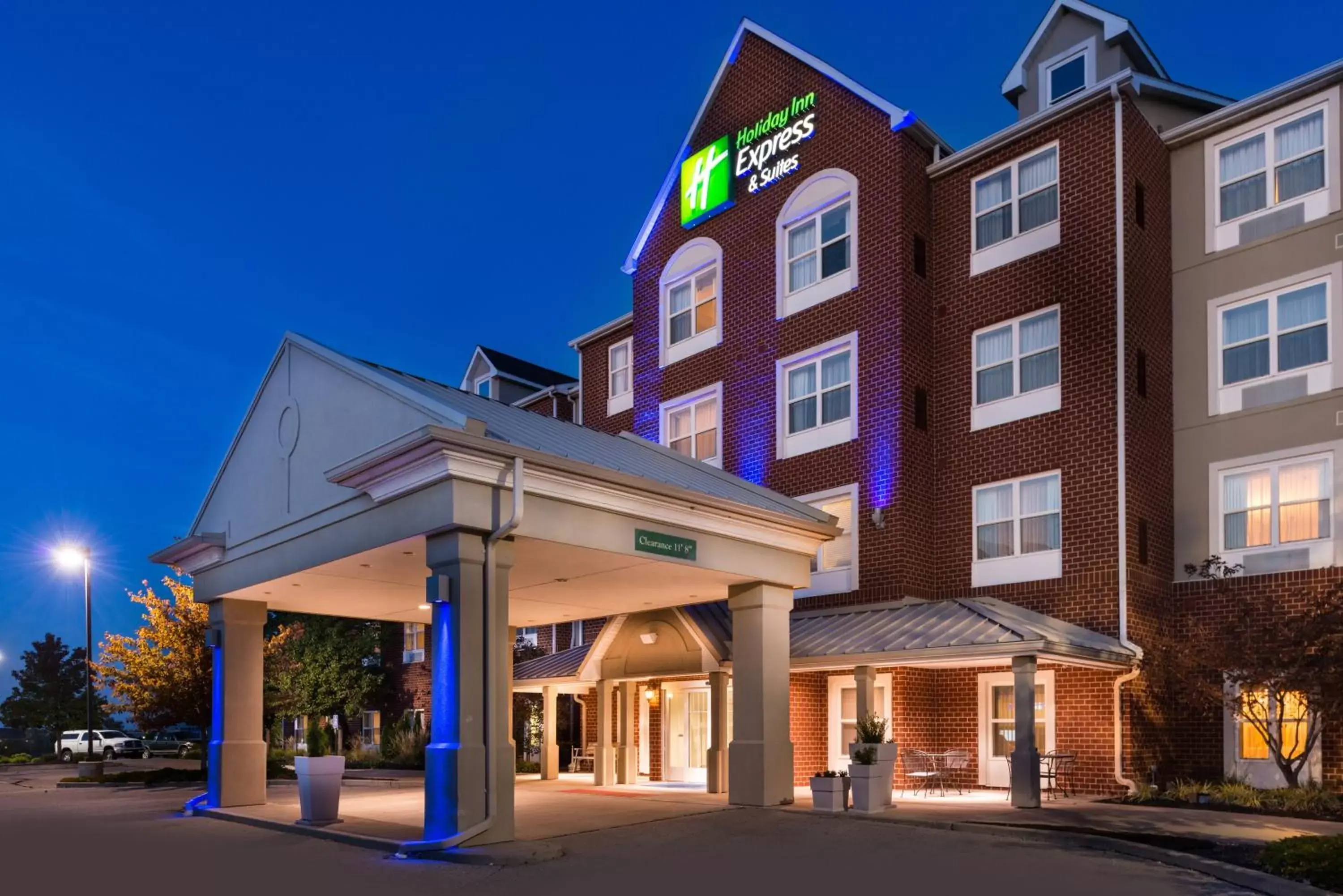 Property building in Holiday Inn Express Hotel & Suites St. Louis West-O'Fallon, an IHG Hotel