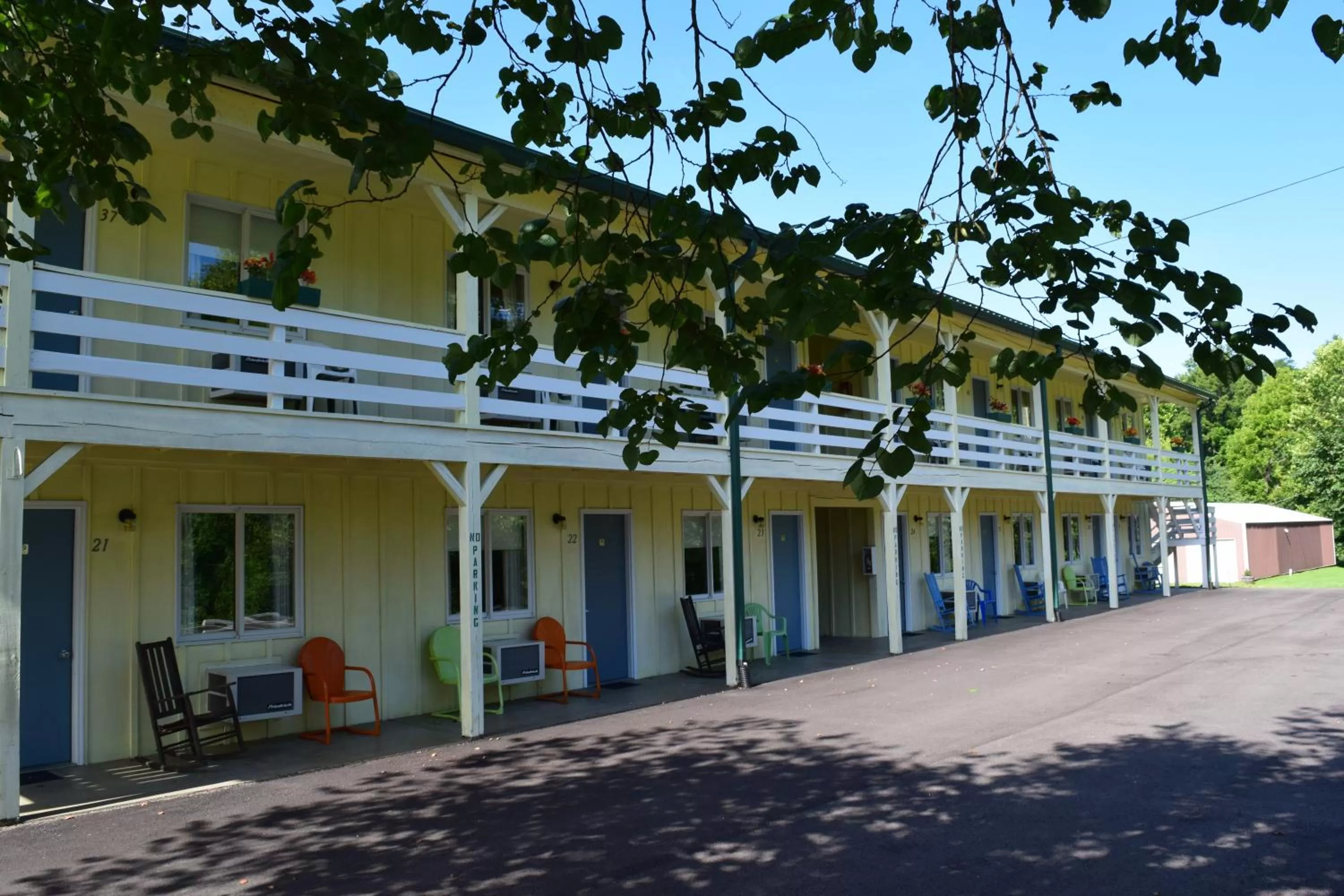 Green Valley Motor Lodge