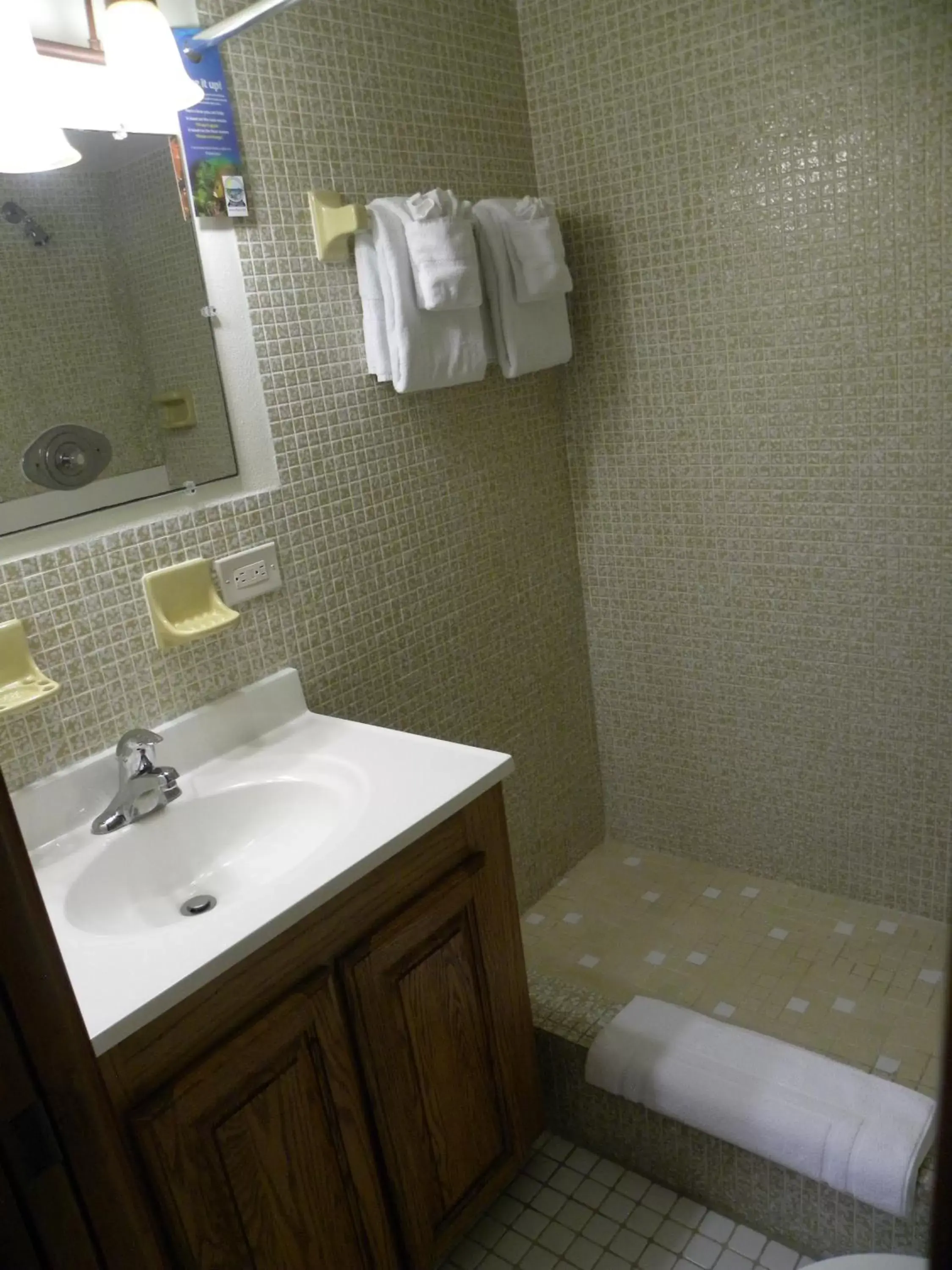 Bathroom in Rock Reef Resort