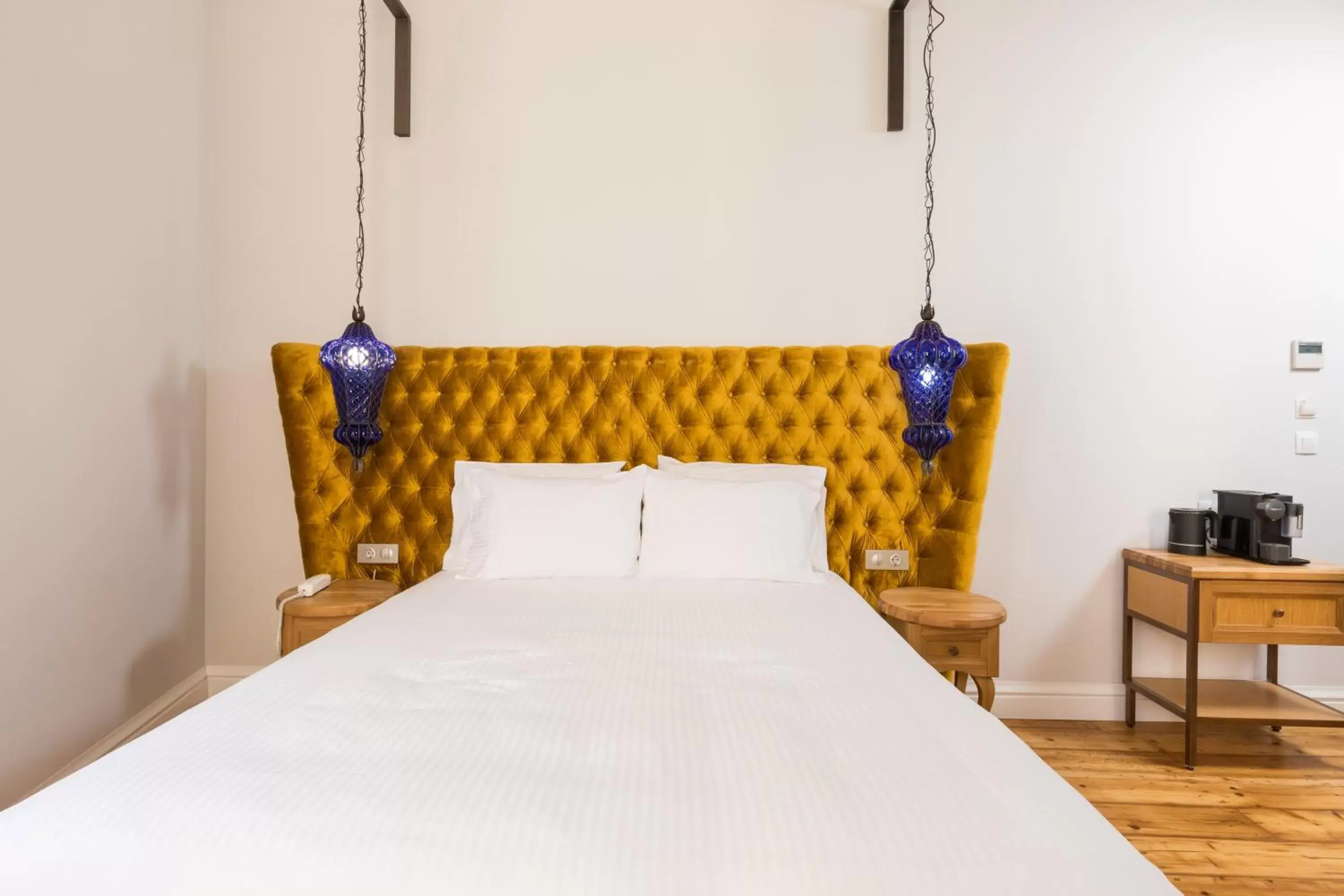 Deluxe Double Room with Side Sea View in Acanthus blue Deluxe Double Room with Side Sea View in Acanthus blue