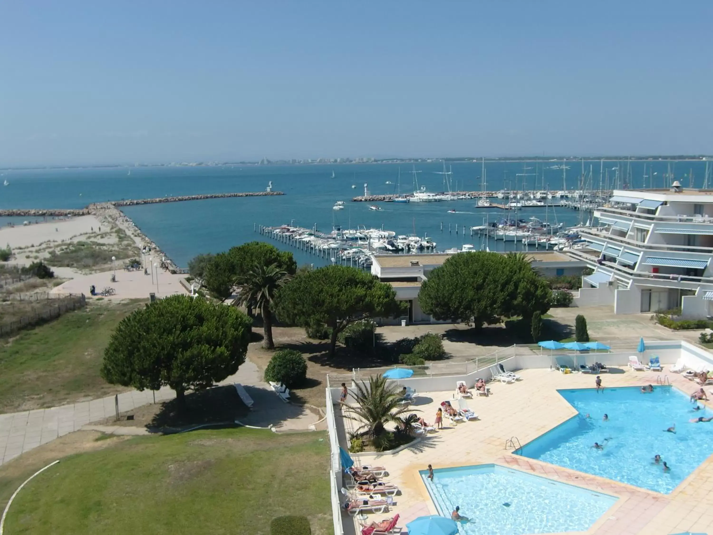 Area and facilities, Pool View in Thalazur Port-Camargue - Hotel & Spa