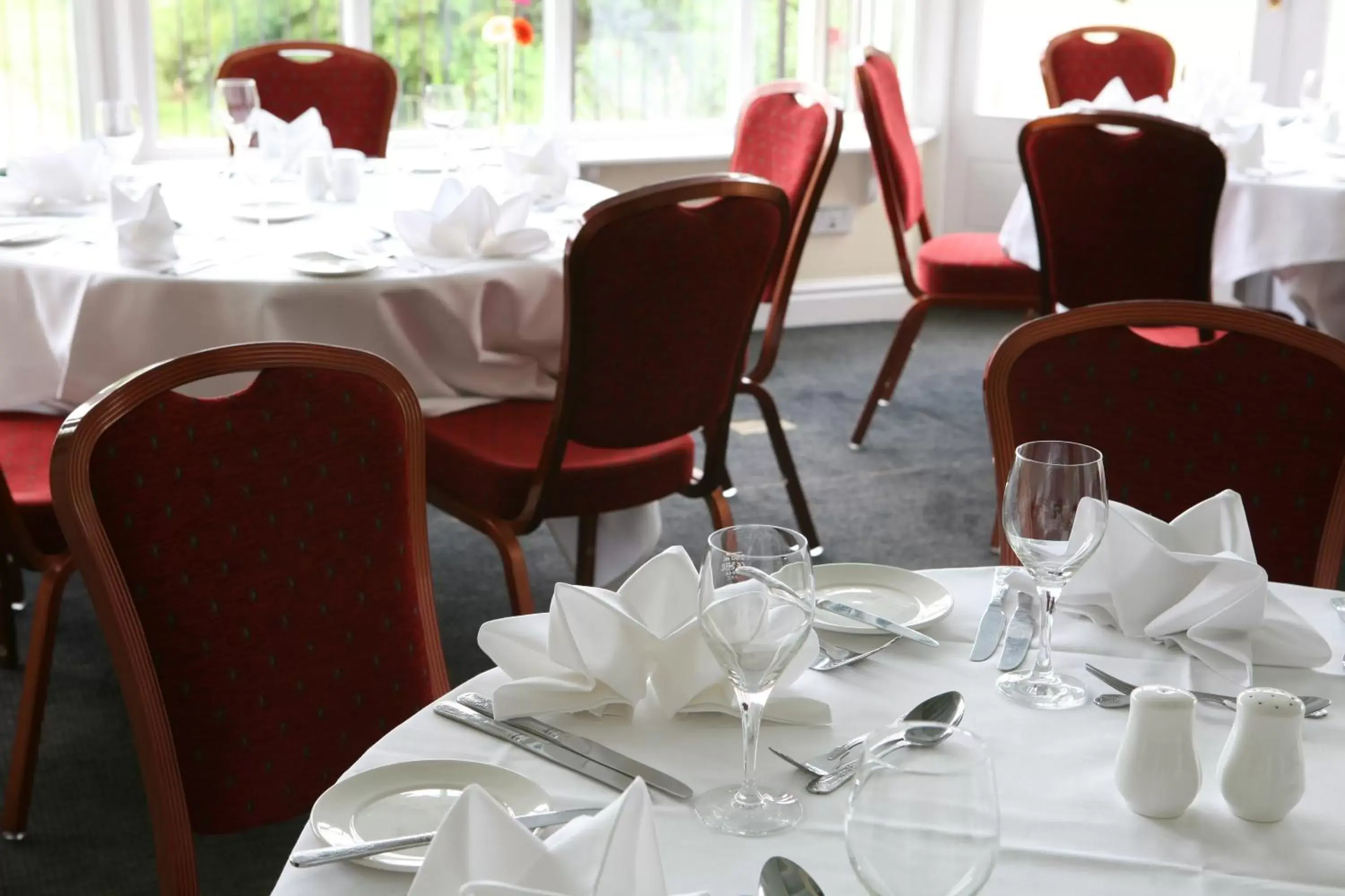 Restaurant/Places to Eat in Best Western Priory Hotel