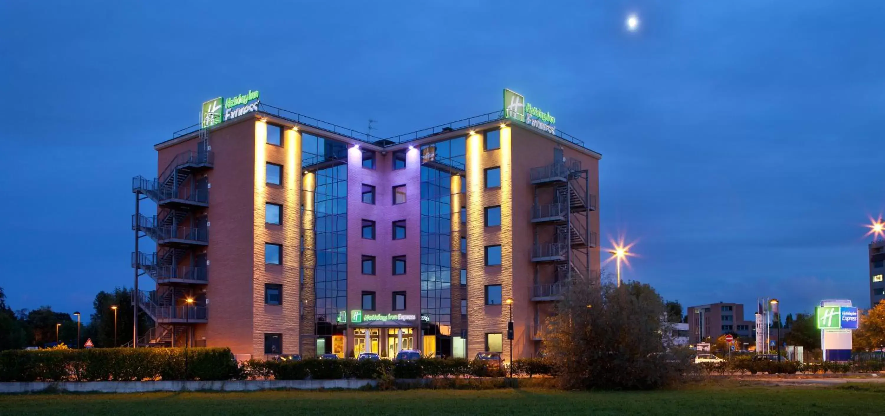 Property Building in Holiday Inn Express Reggio Emilia, an IHG Hotel