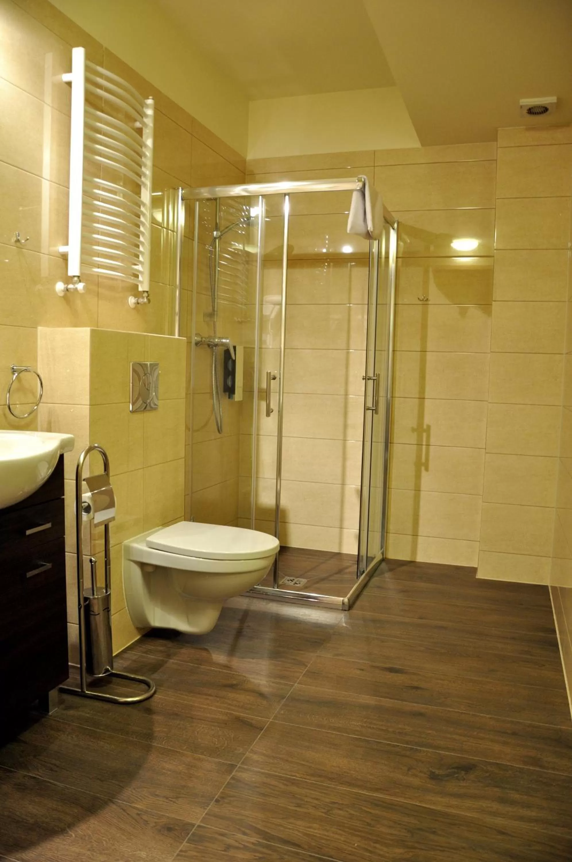 Bathroom in Hotel Mir-Jan SPA