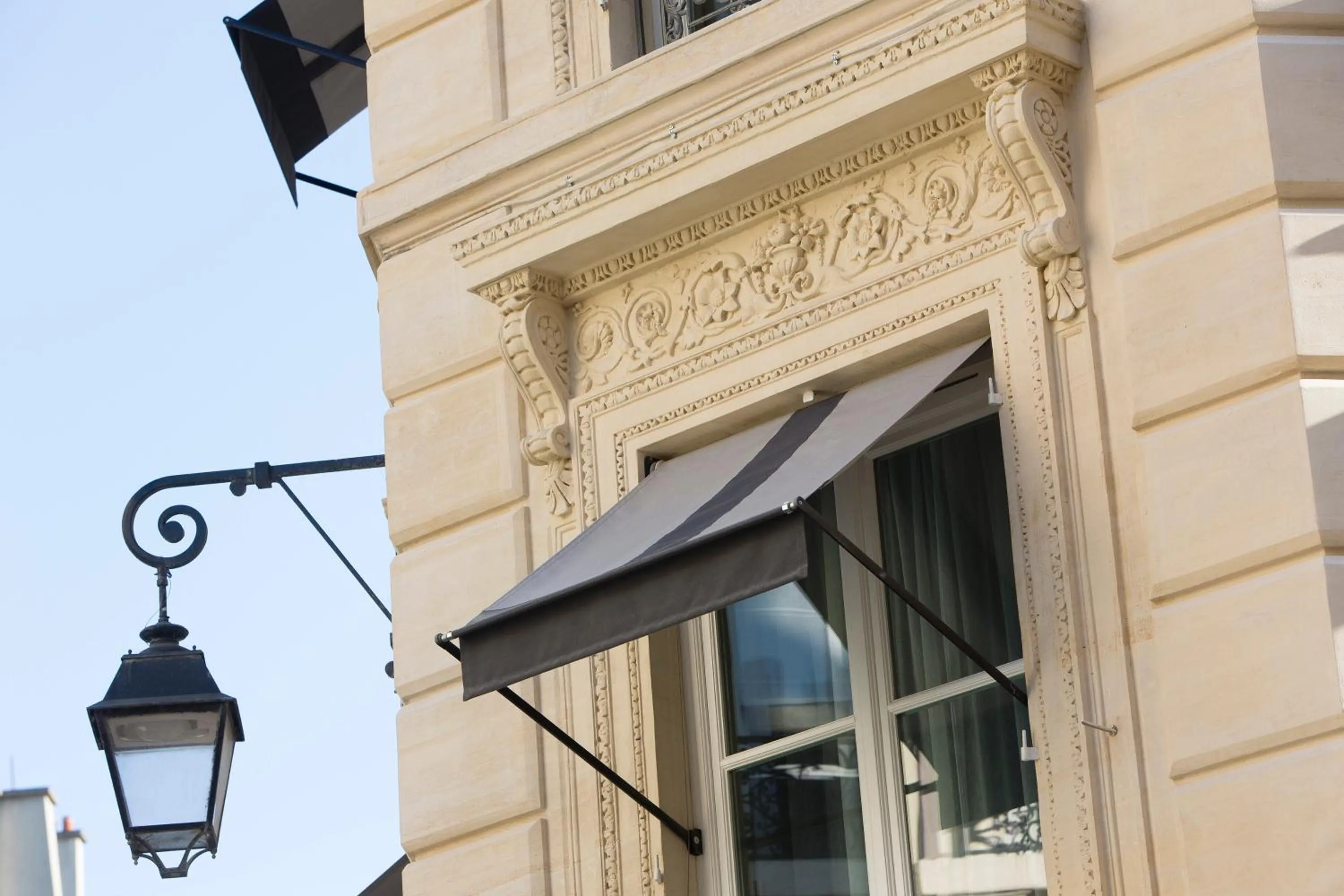 Balcony/Terrace in Pavillon Faubourg Saint-Germain & Spa