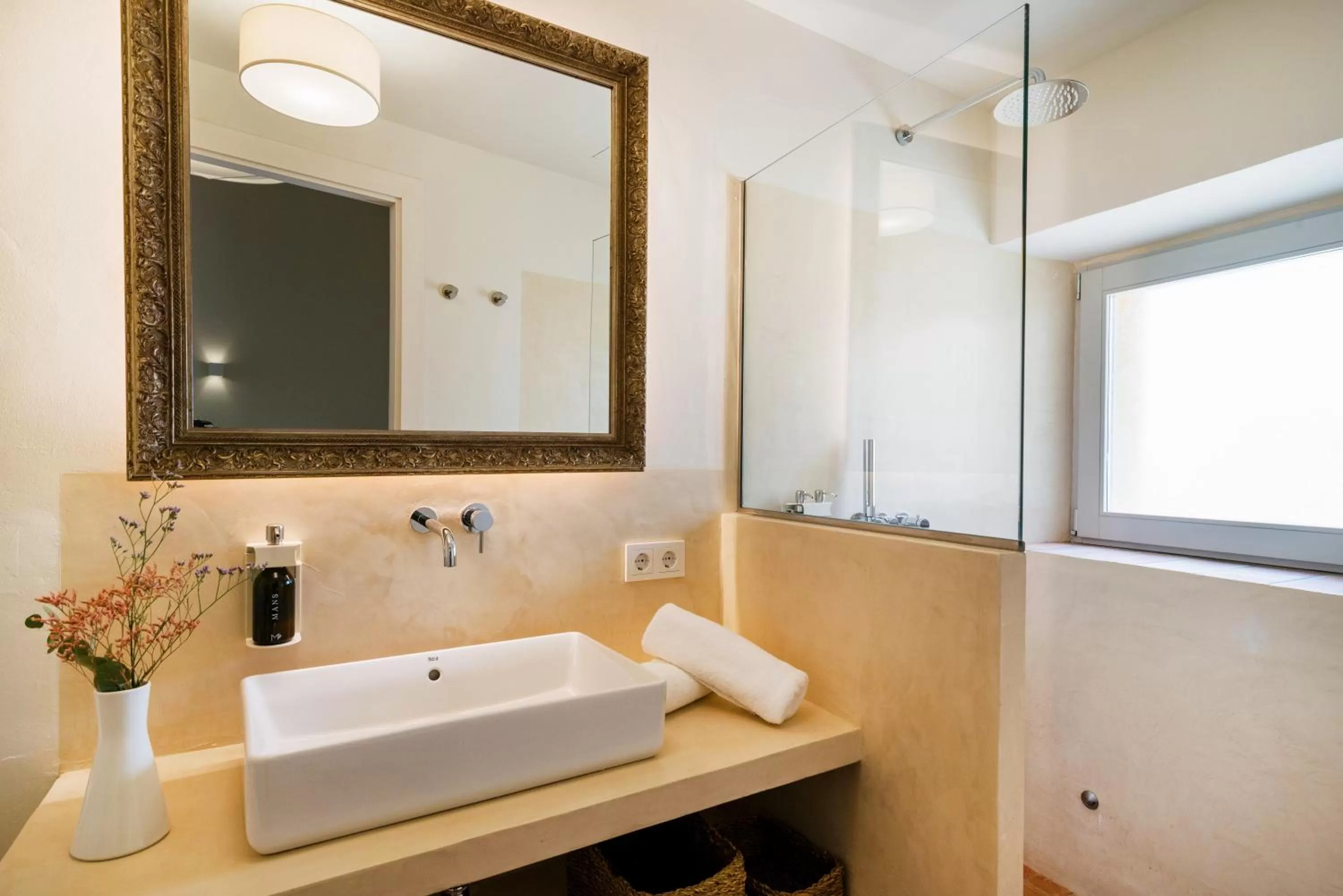 Bathroom in Can Mascort Eco Hotel