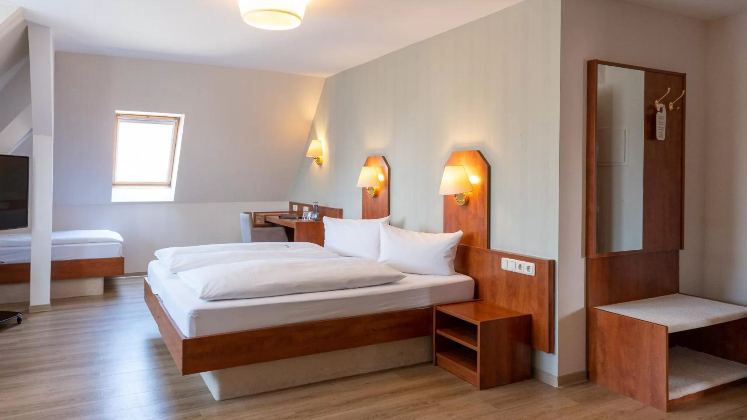 Bed in Hotel Am Uenglinger Tor