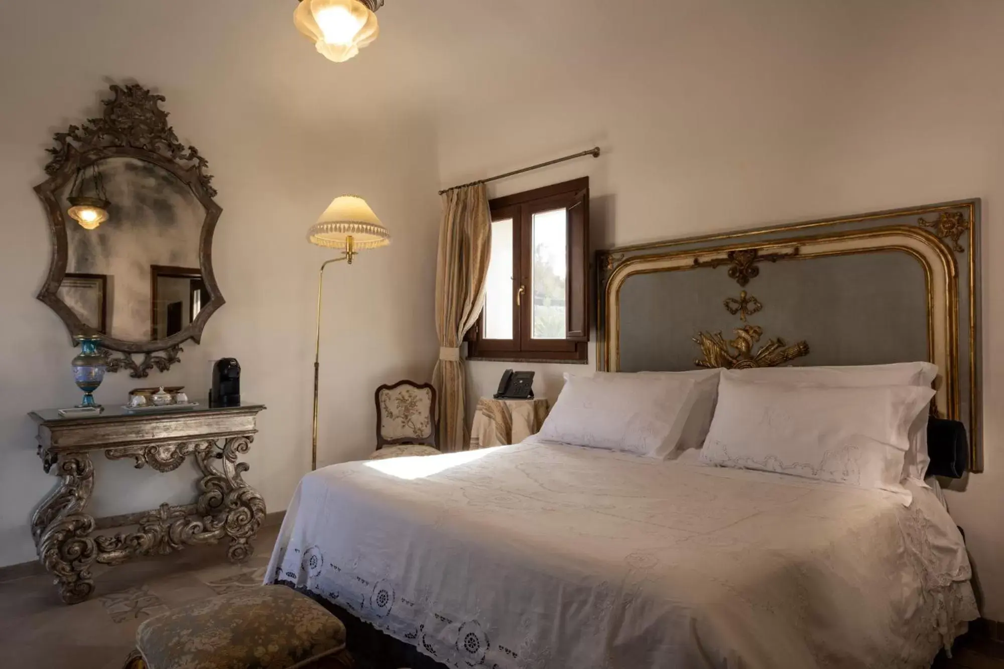 Bedroom, Bed in Villa del Gattopardo