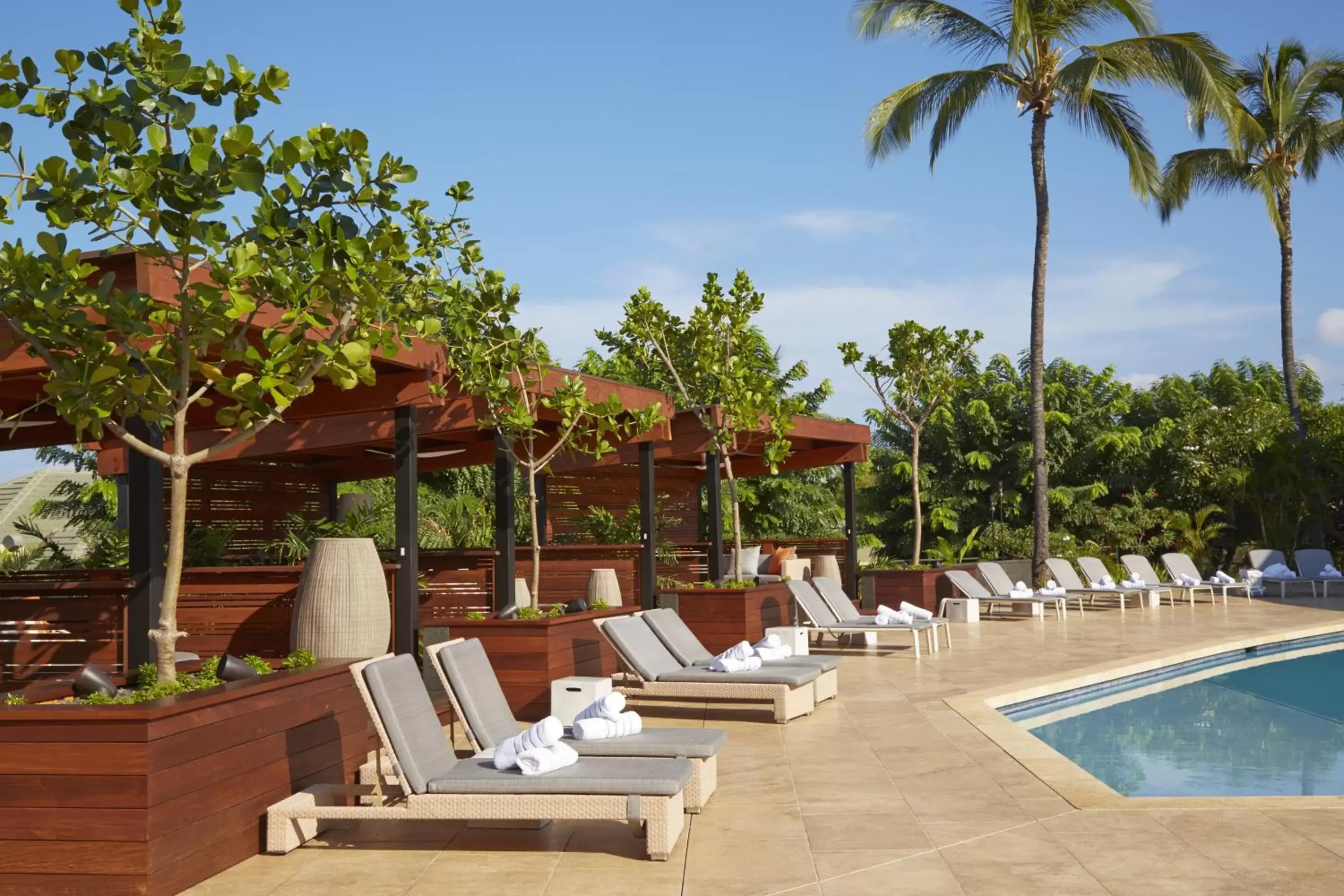 Balcony/Terrace, Swimming Pool in Hotel Wailea, Relais & Châteaux - Adults Only