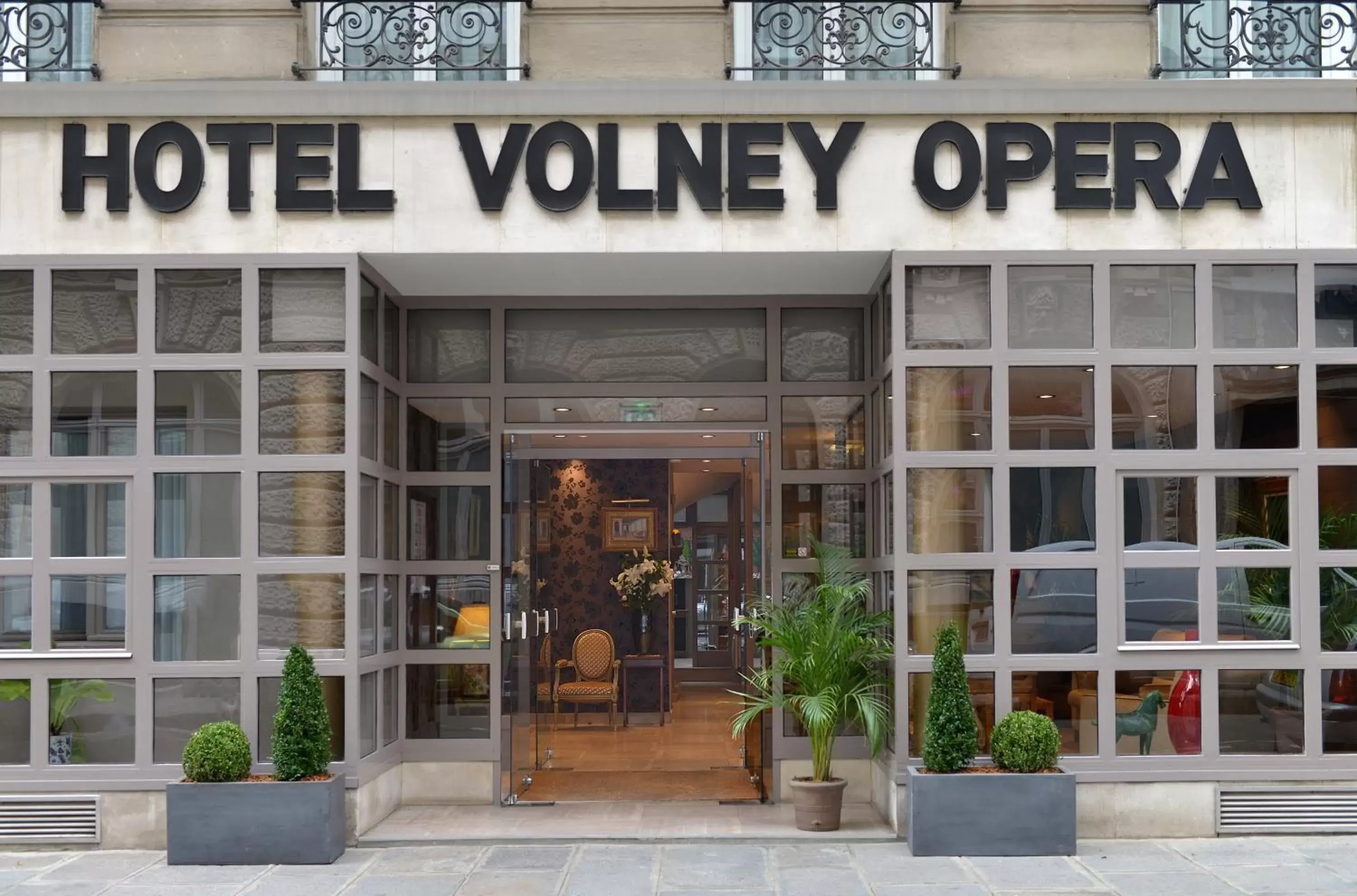 Facade/entrance in Hôtel Volney Opéra