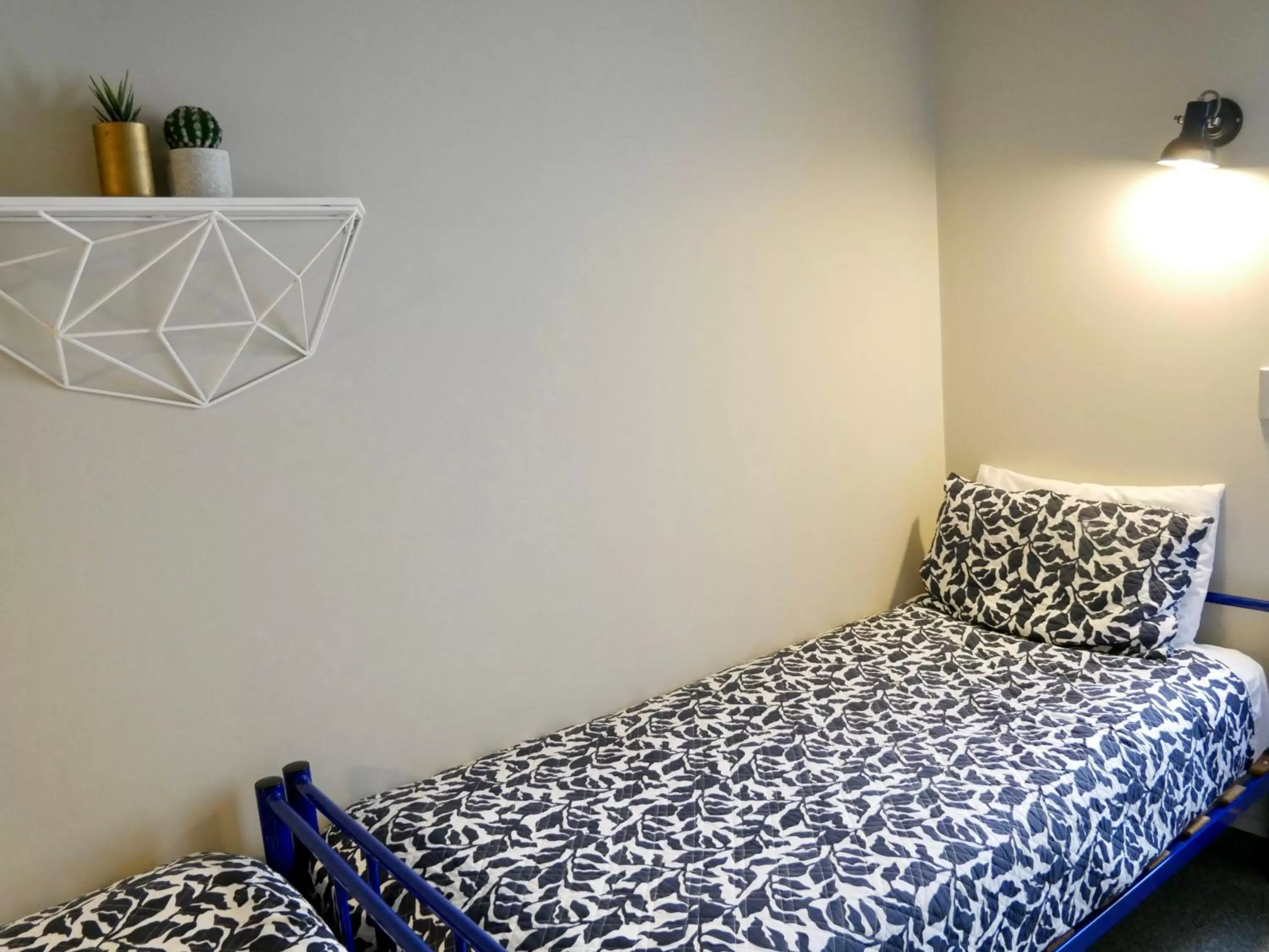 Bedroom, Bed in Boulevard Waters