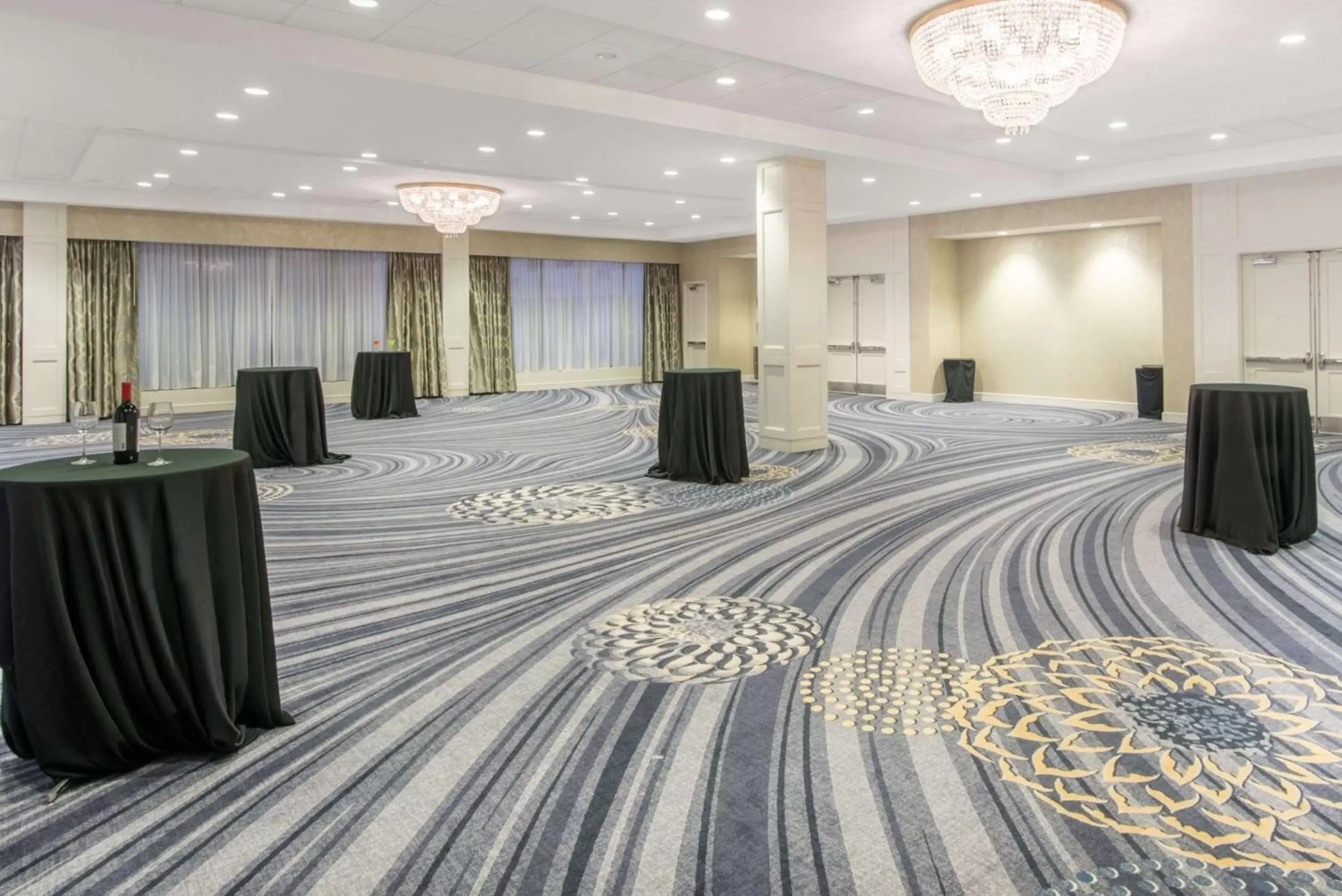 On site, Banquet Facilities in Sonesta Charlotte Executive Park