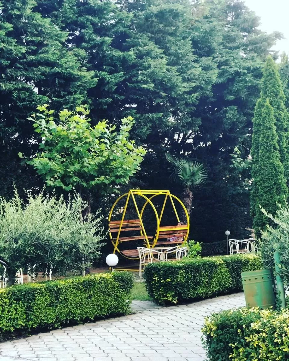 Hotel Ambasador Garden