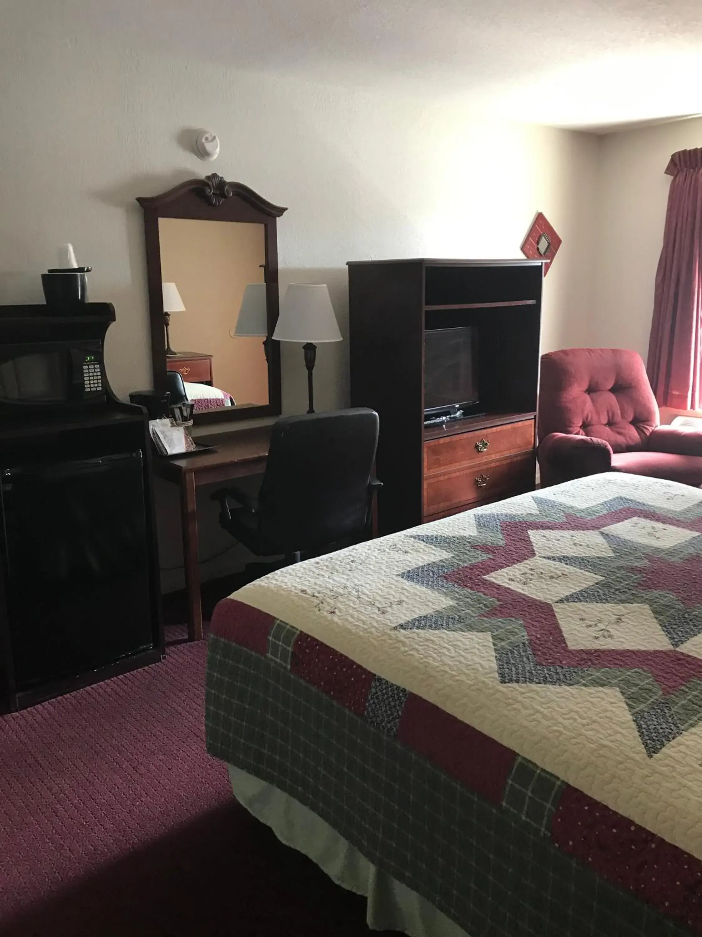 Photo of the whole room in Sunset Inn and Suites