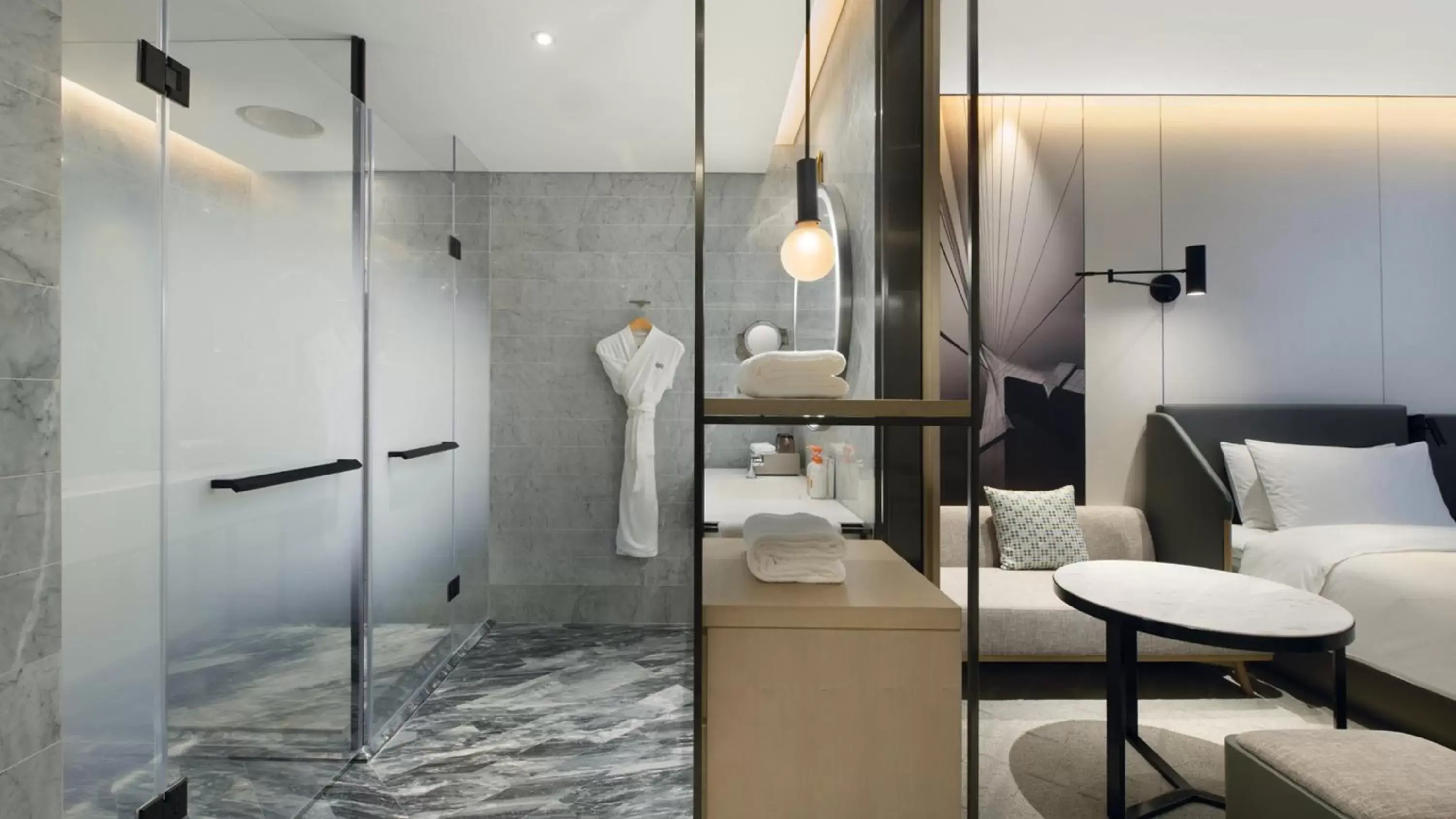 Bathroom in Crowne Plaza Quanzhou Riverview, an IHG Hotel