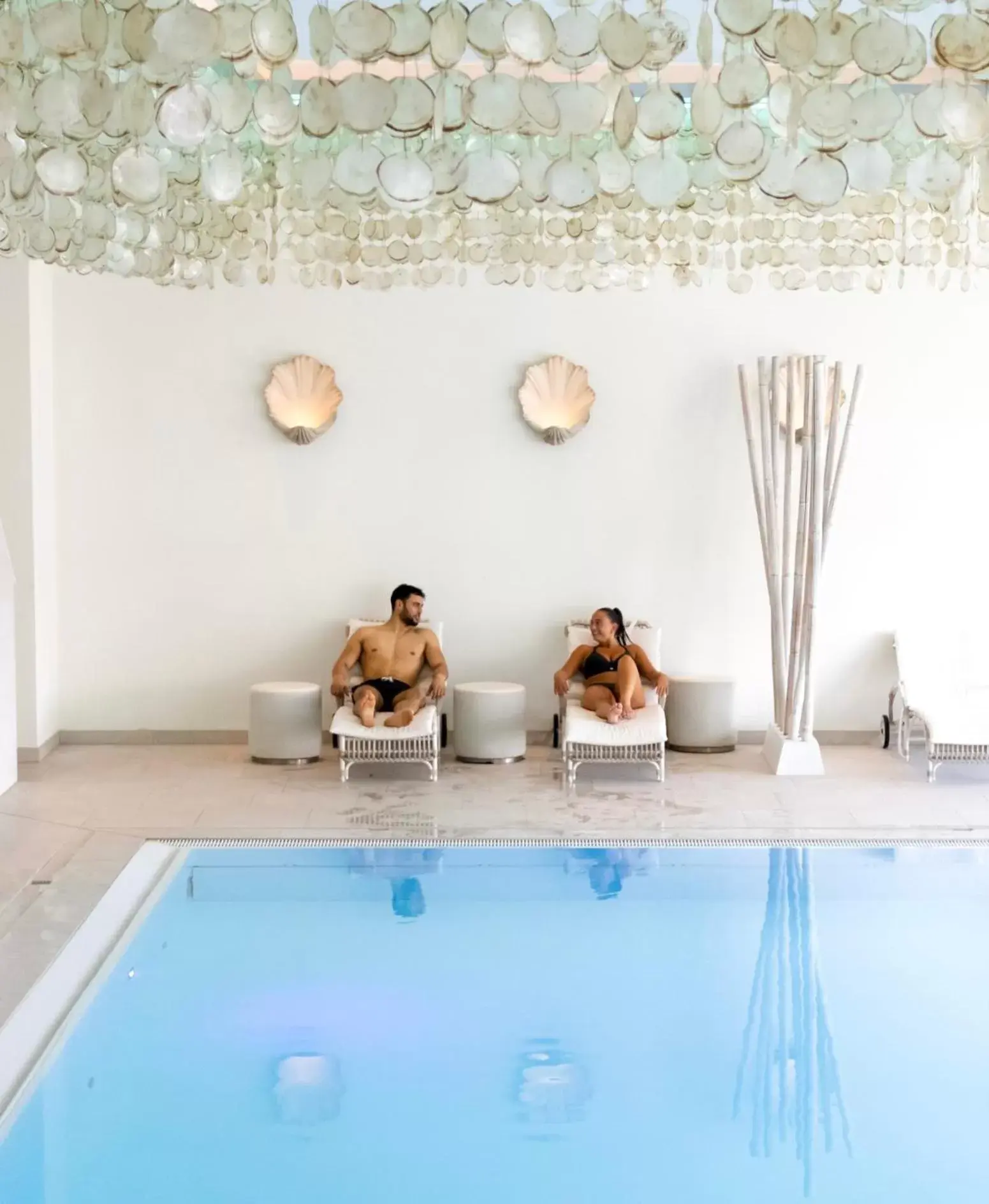 Swimming Pool in Van der Valk Hotel Vianen - Utrecht