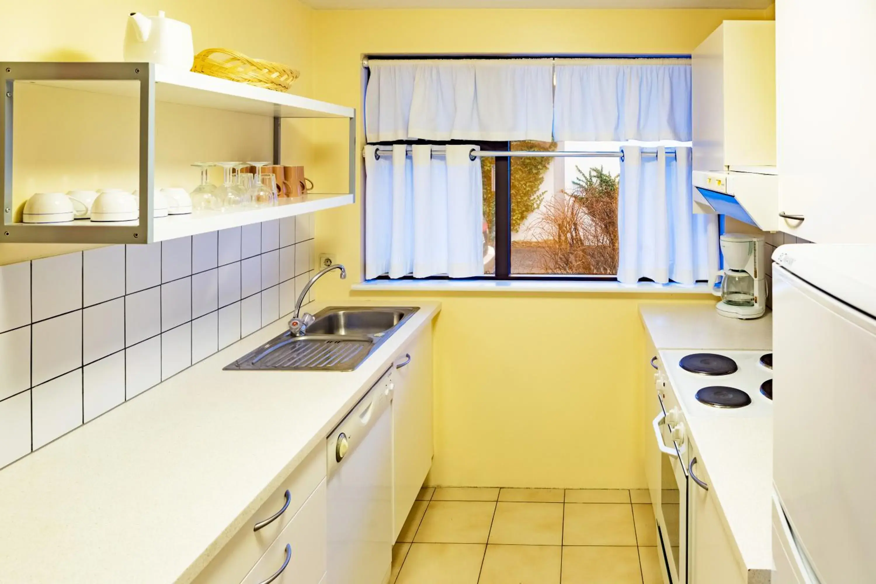 Kitchen or kitchenette, Kitchen/Kitchenette in Guesthouse Sunna