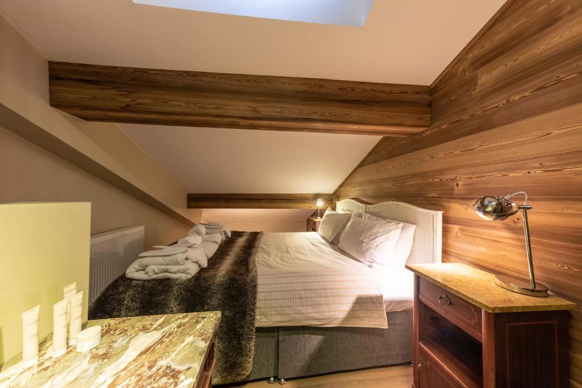 Bed in Chamois d'Or Hotel