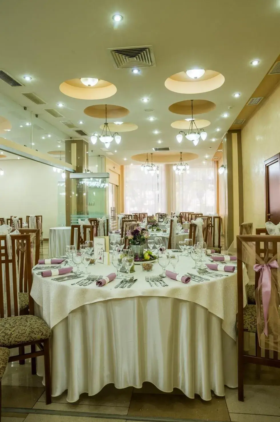 Restaurant/places to eat in Hotel Traian Restaurant/places to eat in Hotel Traian