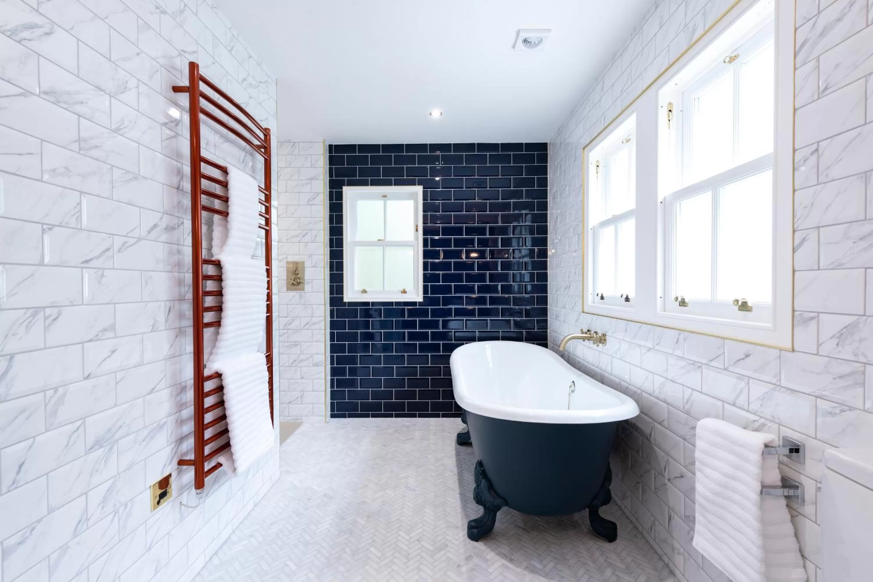 Bathroom in Skeabost House Hotel