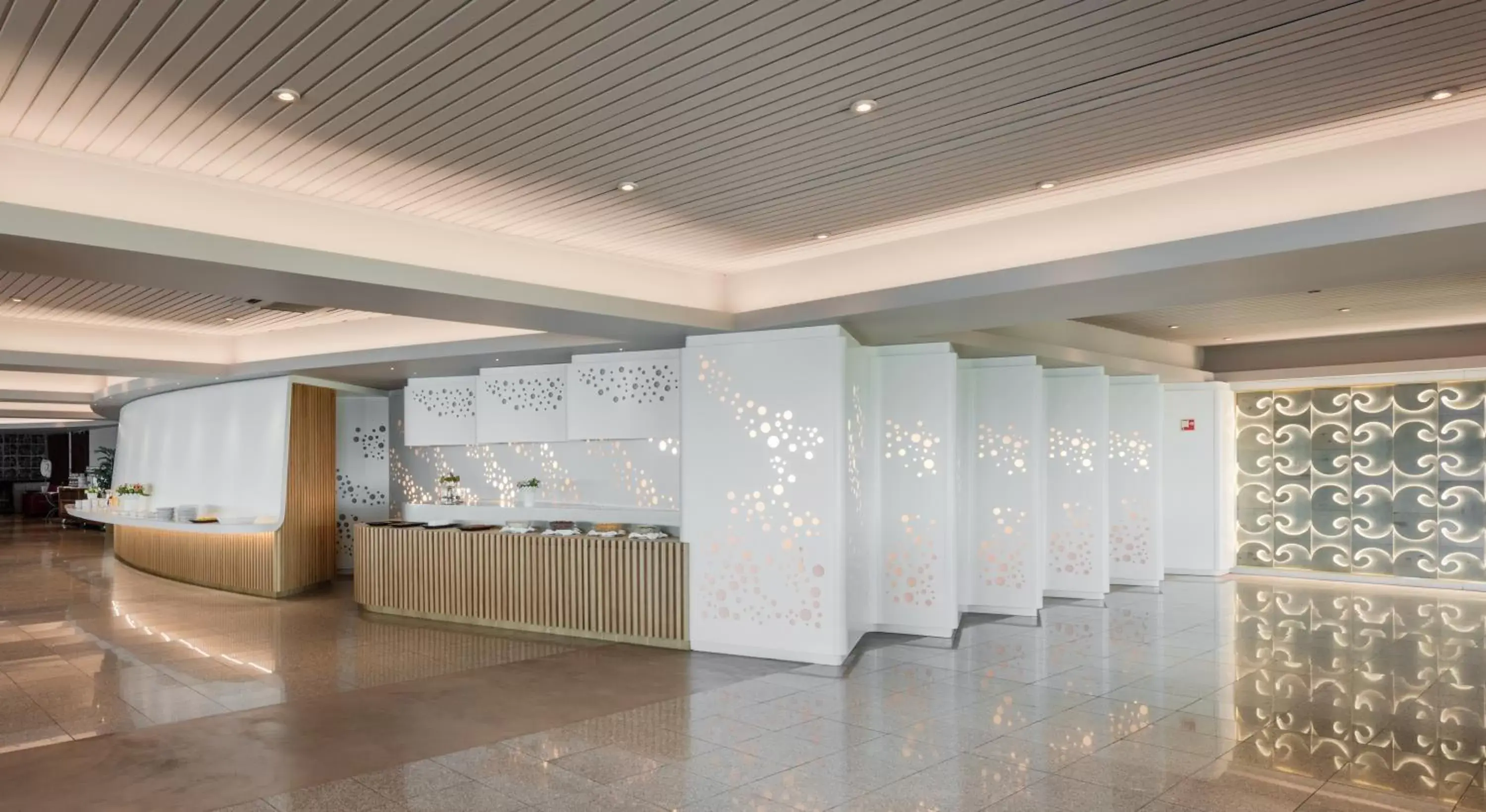 Restaurant/places to eat in Axis Ofir Beach Resort Hotel Restaurant/places to eat in Axis Ofir Beach Resort Hotel