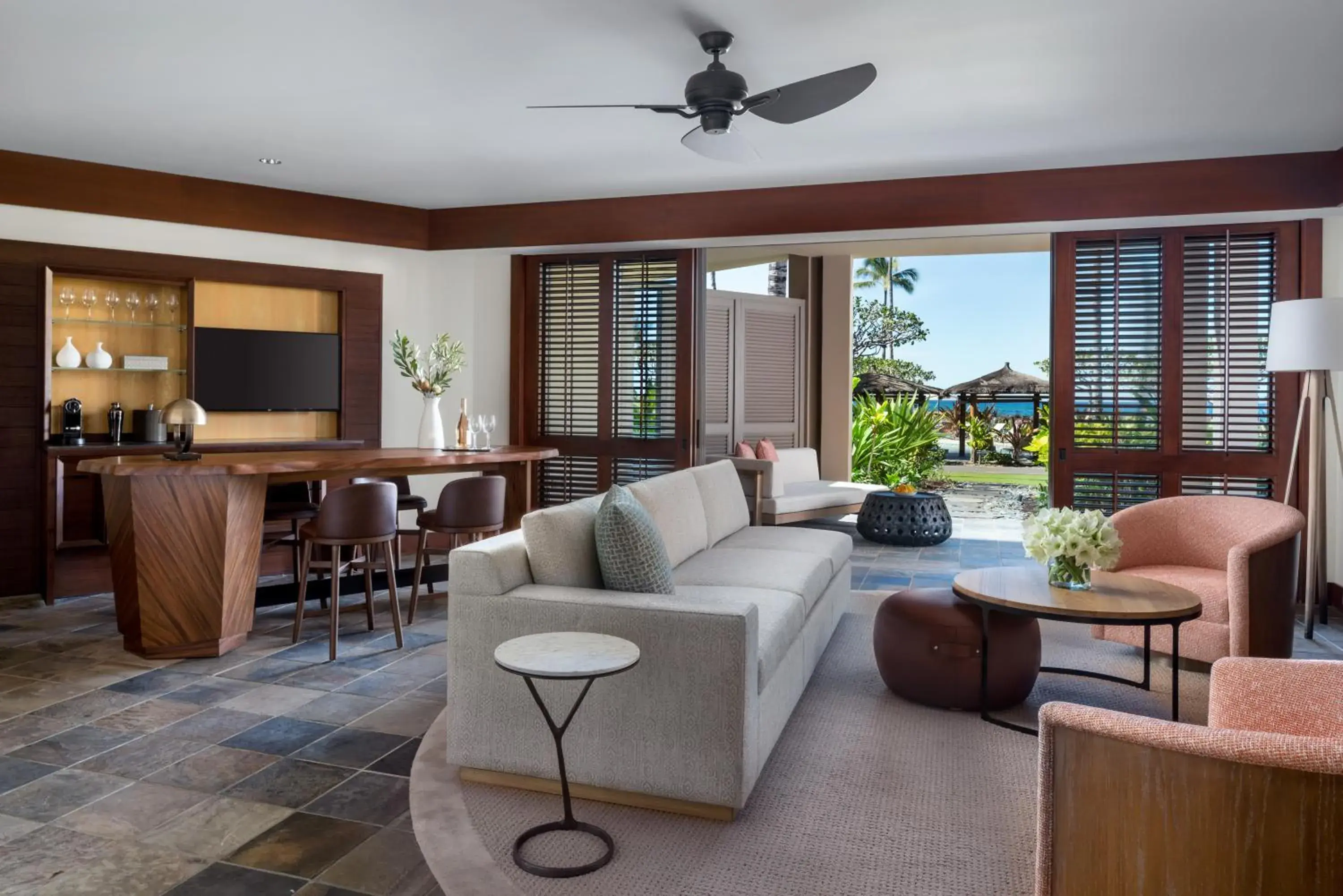 Living room, Seating Area in Four Seasons Resort Hualalai