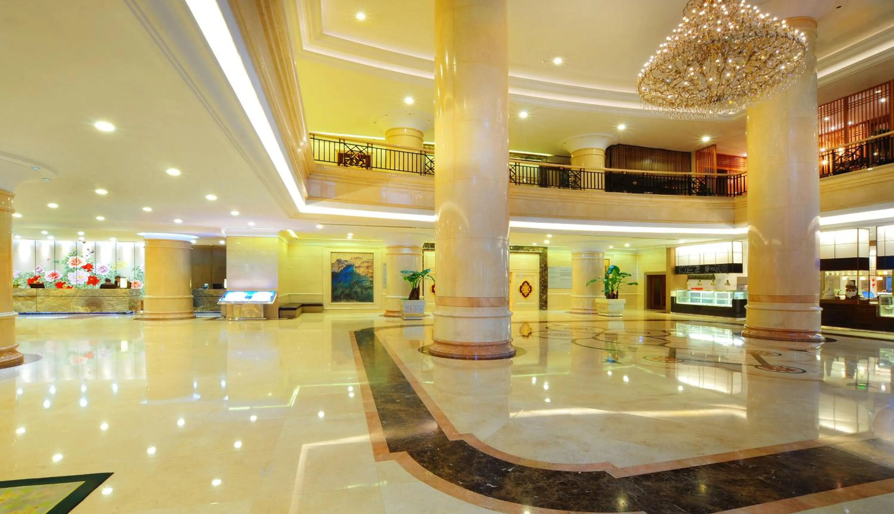 Lobby or reception in Guanganmen Grand Metropark Hotel Beijing