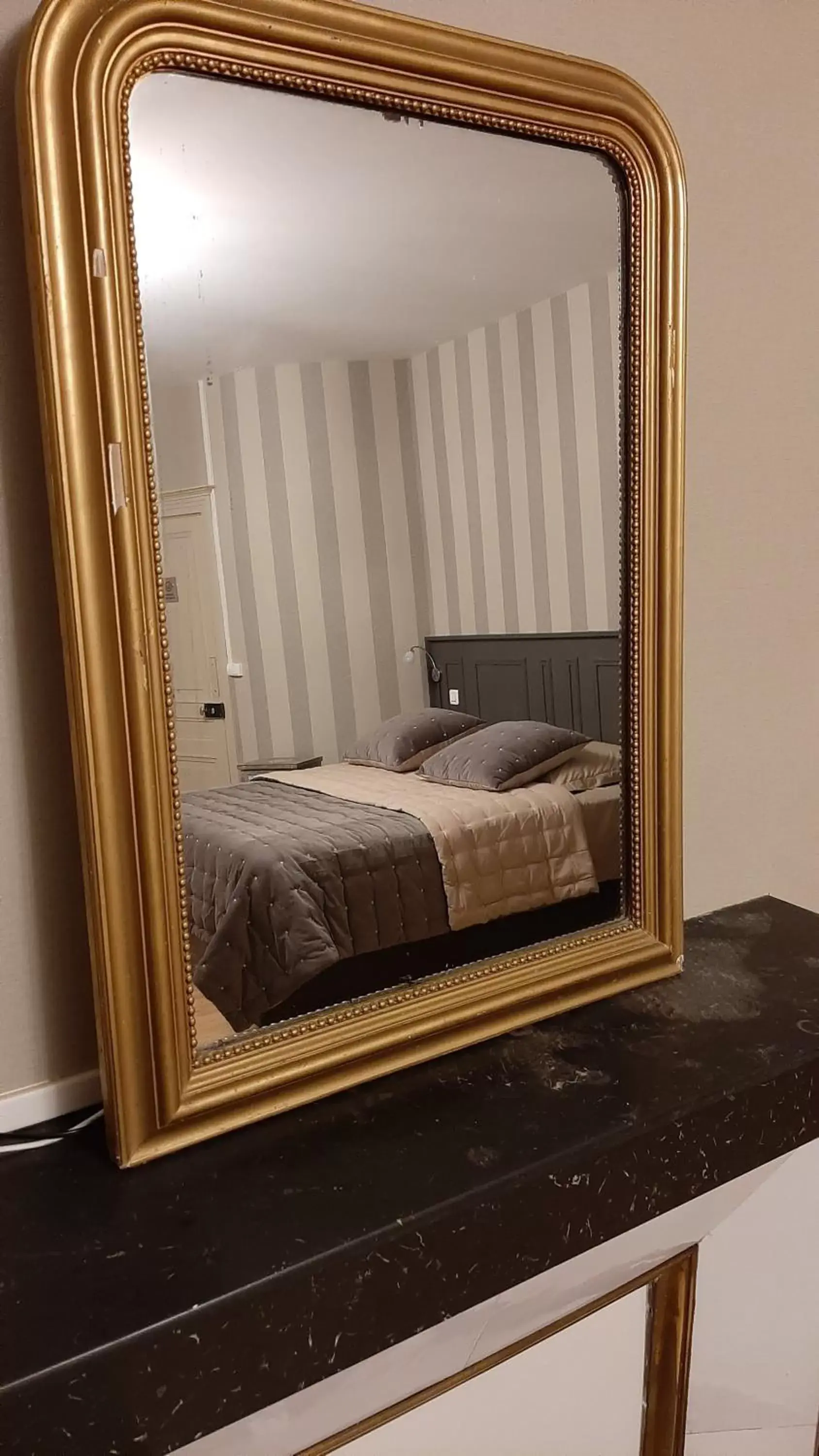 Bedroom, Bed in La Levriere d'Arc les Gray Chambre D'hotes