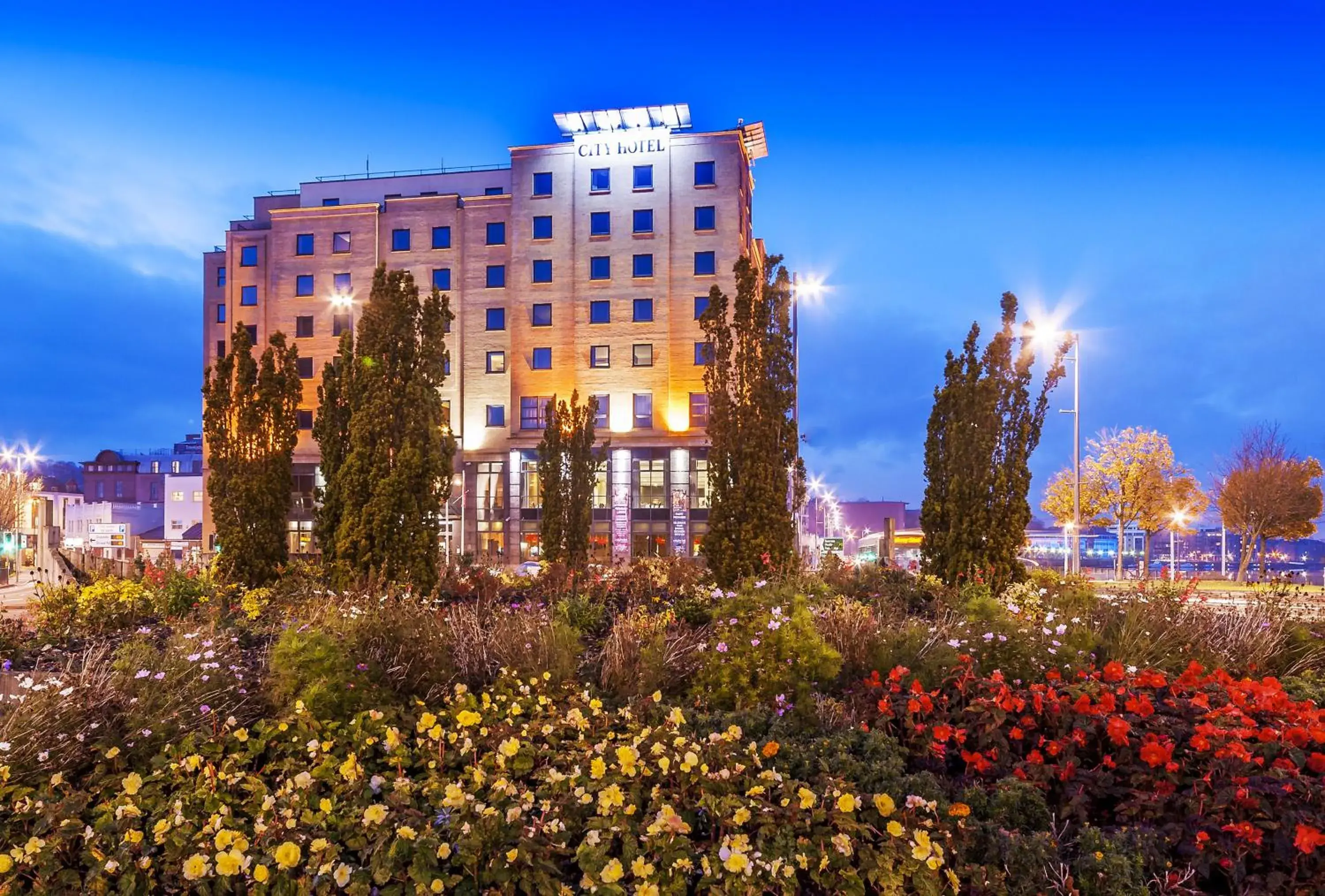 Facade/entrance, Property Building in City Hotel