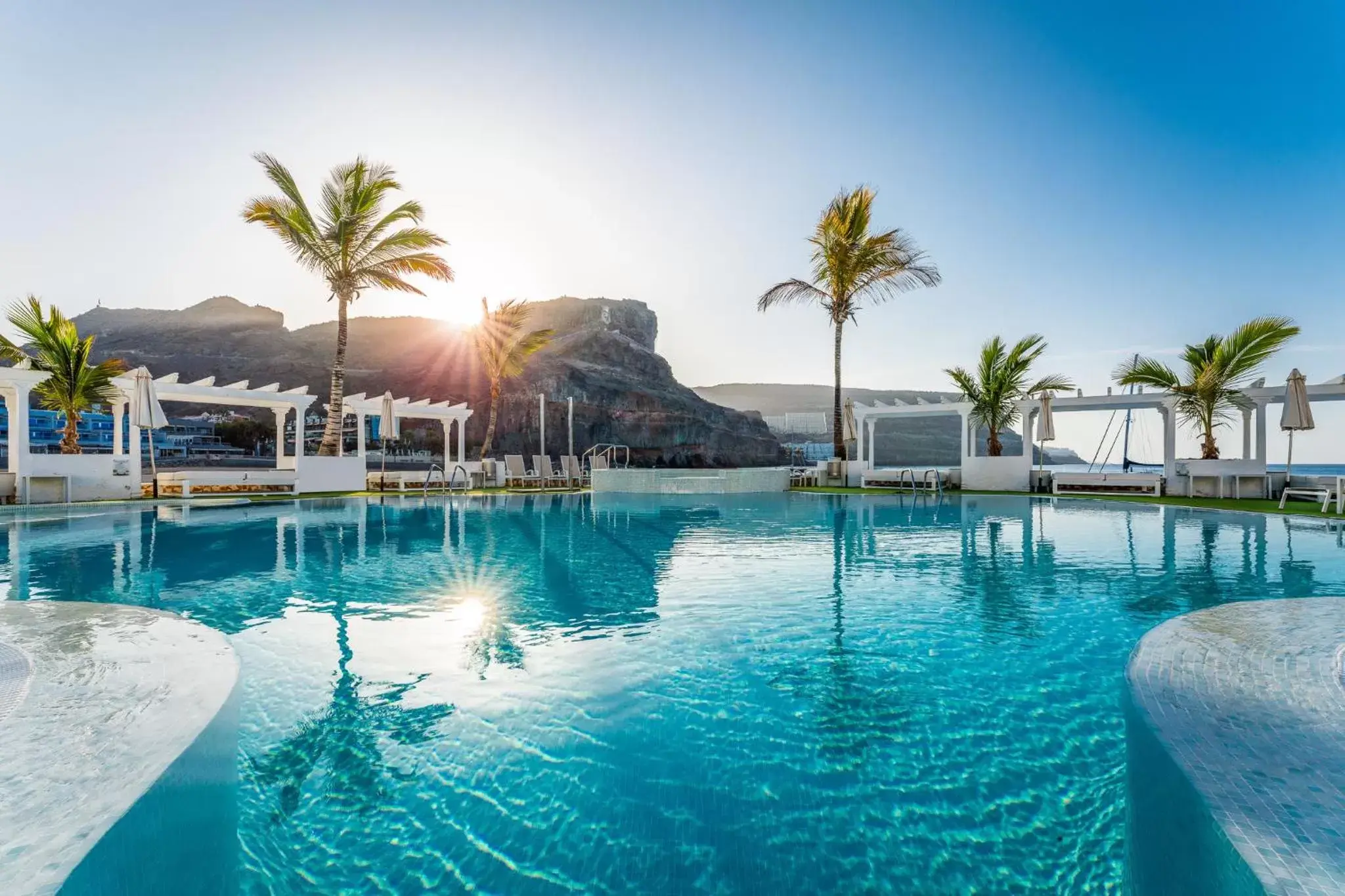 Swimming Pool in Hotel LIVVO Puerto de Mogán