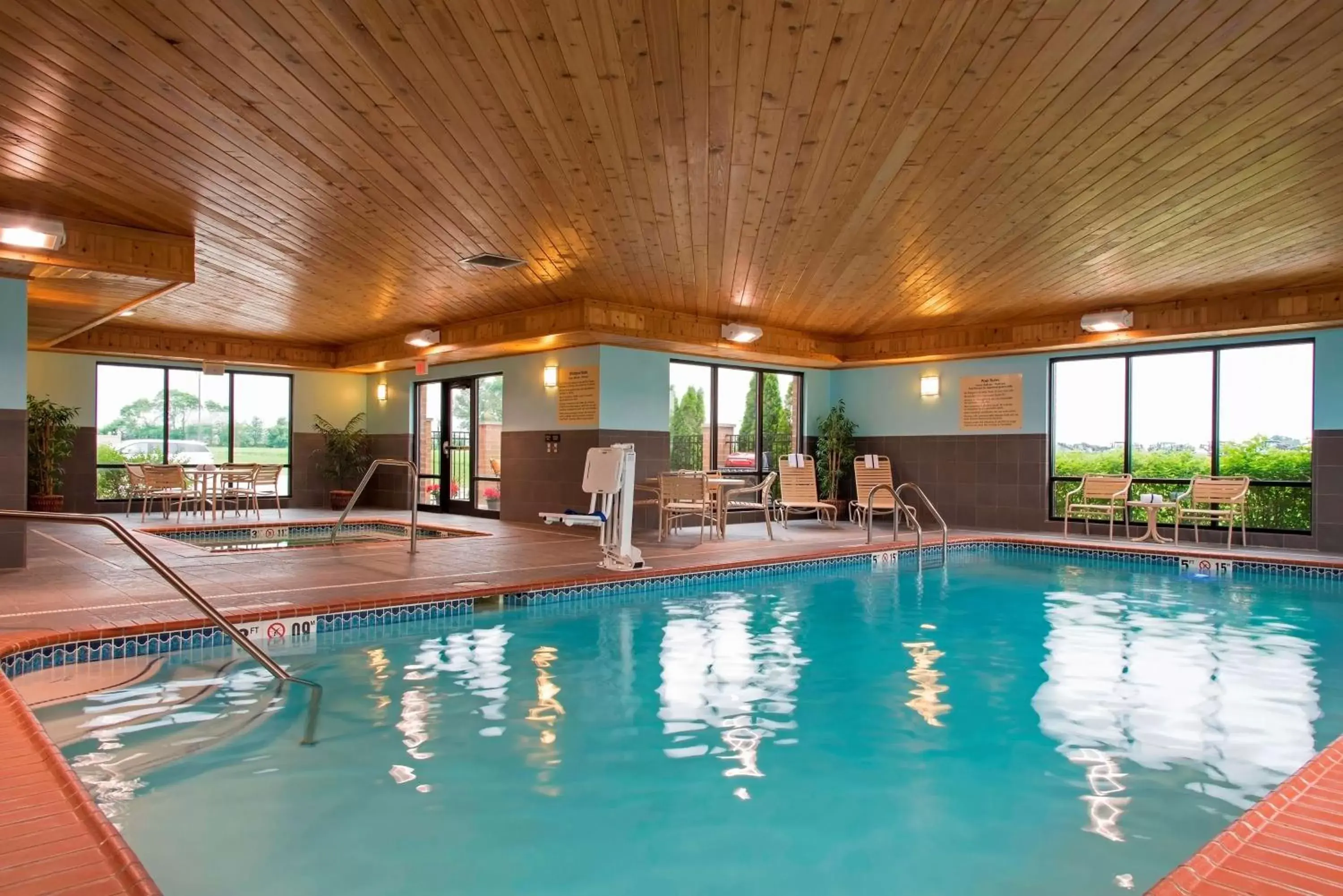 Pool view, Swimming Pool in Hampton Inn & Suites Crawfordsville