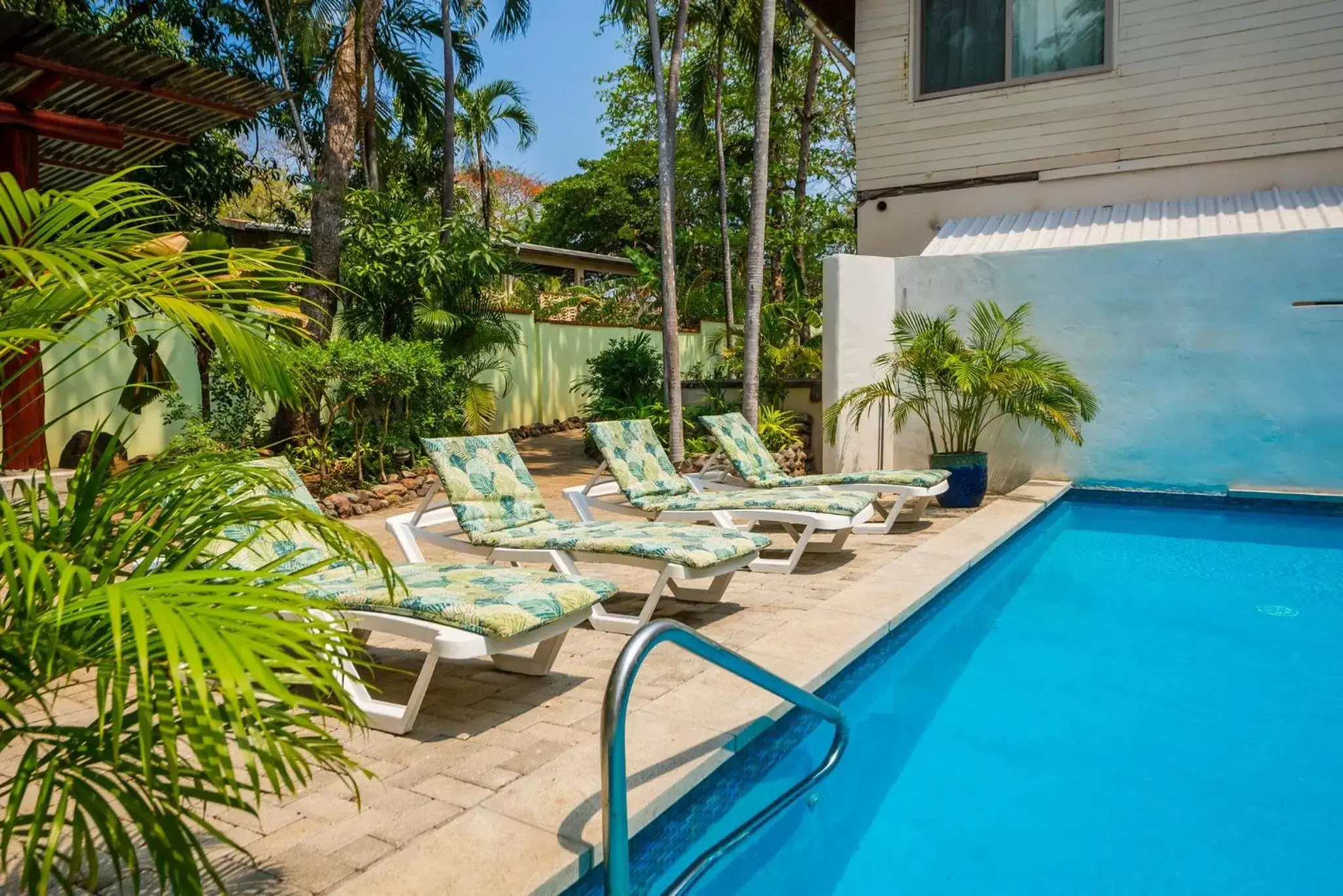 Swimming Pool in Corona del Mar