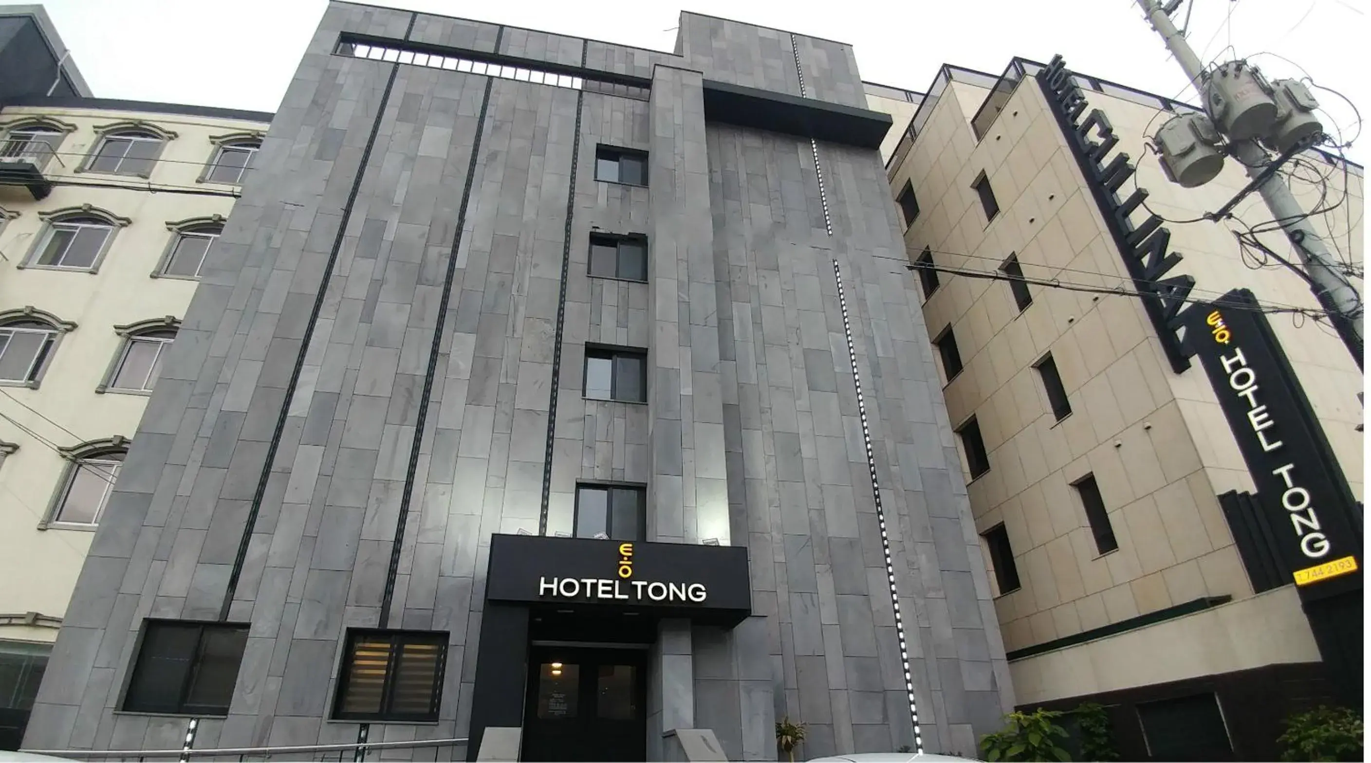 Facade/entrance in Hotel Tong Yeondong Jeju Facade/entrance in Hotel Tong Yeondong Jeju