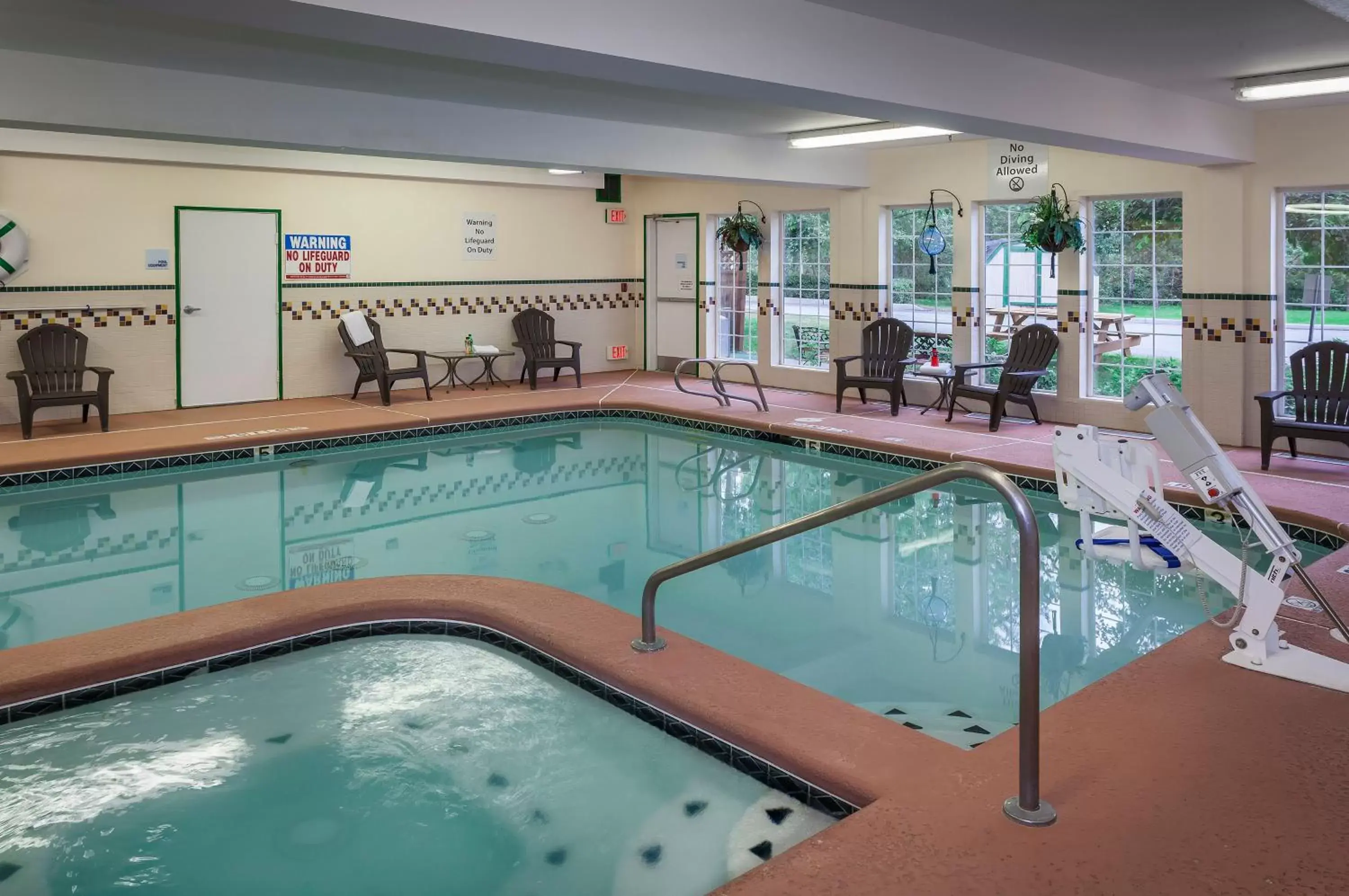 Swimming Pool in Holiday Inn Express Anchorage, an IHG Hotel
