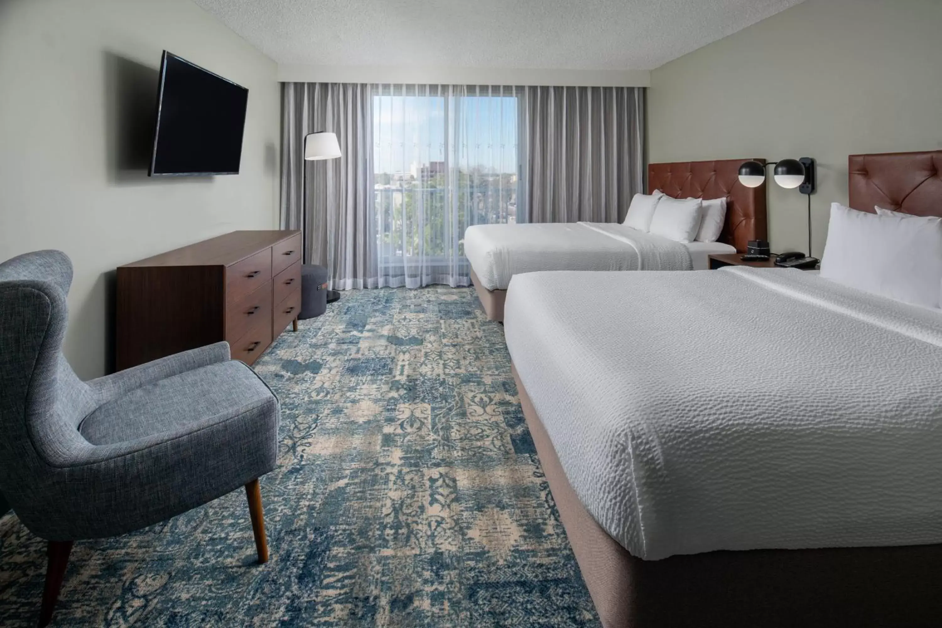 Photo of the whole room in Four Points by Sheraton Suites Tampa Airport Westshore