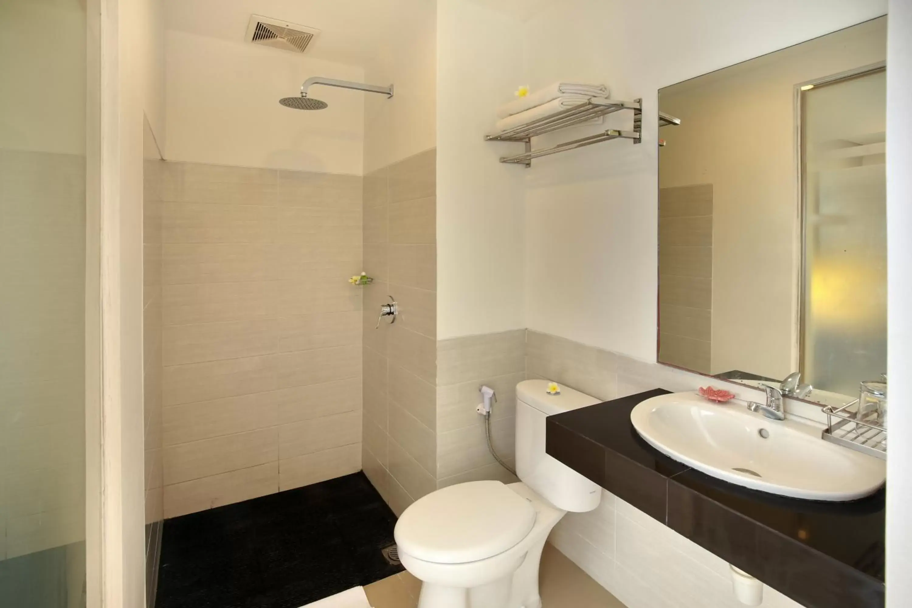 Toilet, Bathroom in Bali Chaya Hotel Legian