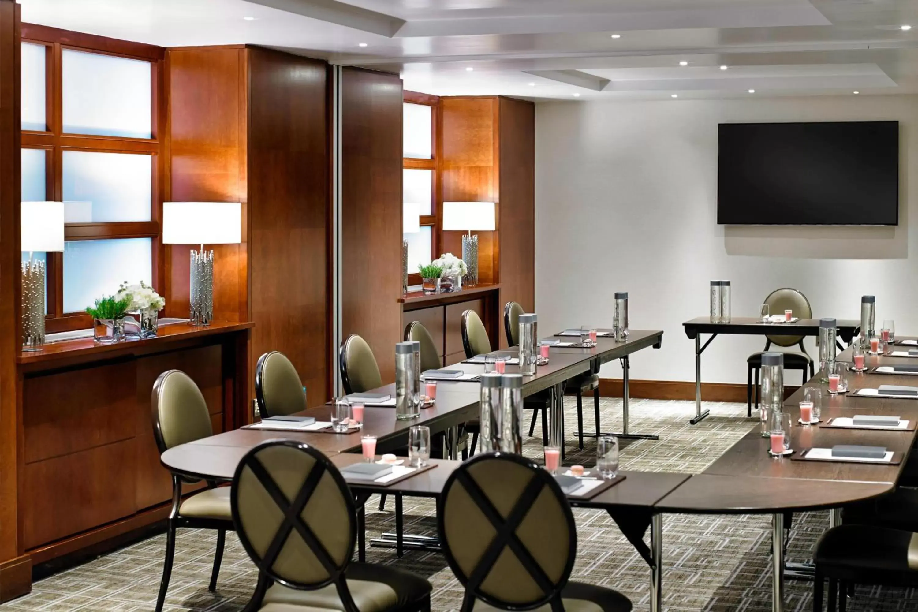 Meeting/conference room, Restaurant/Places to Eat in London Marriott Hotel Park Lane