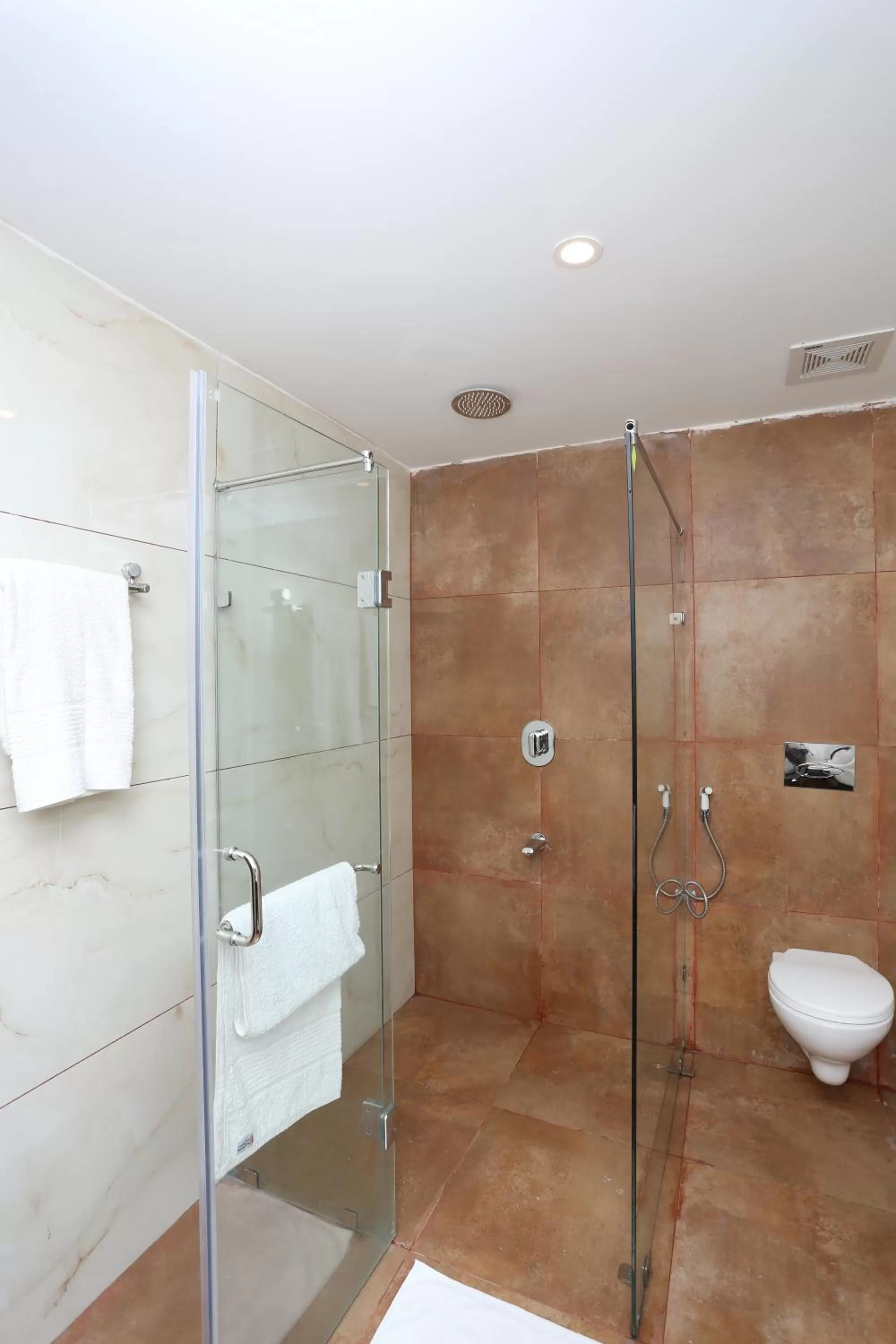 The Allure Grand Resort -A Majestic Riverside Retreat